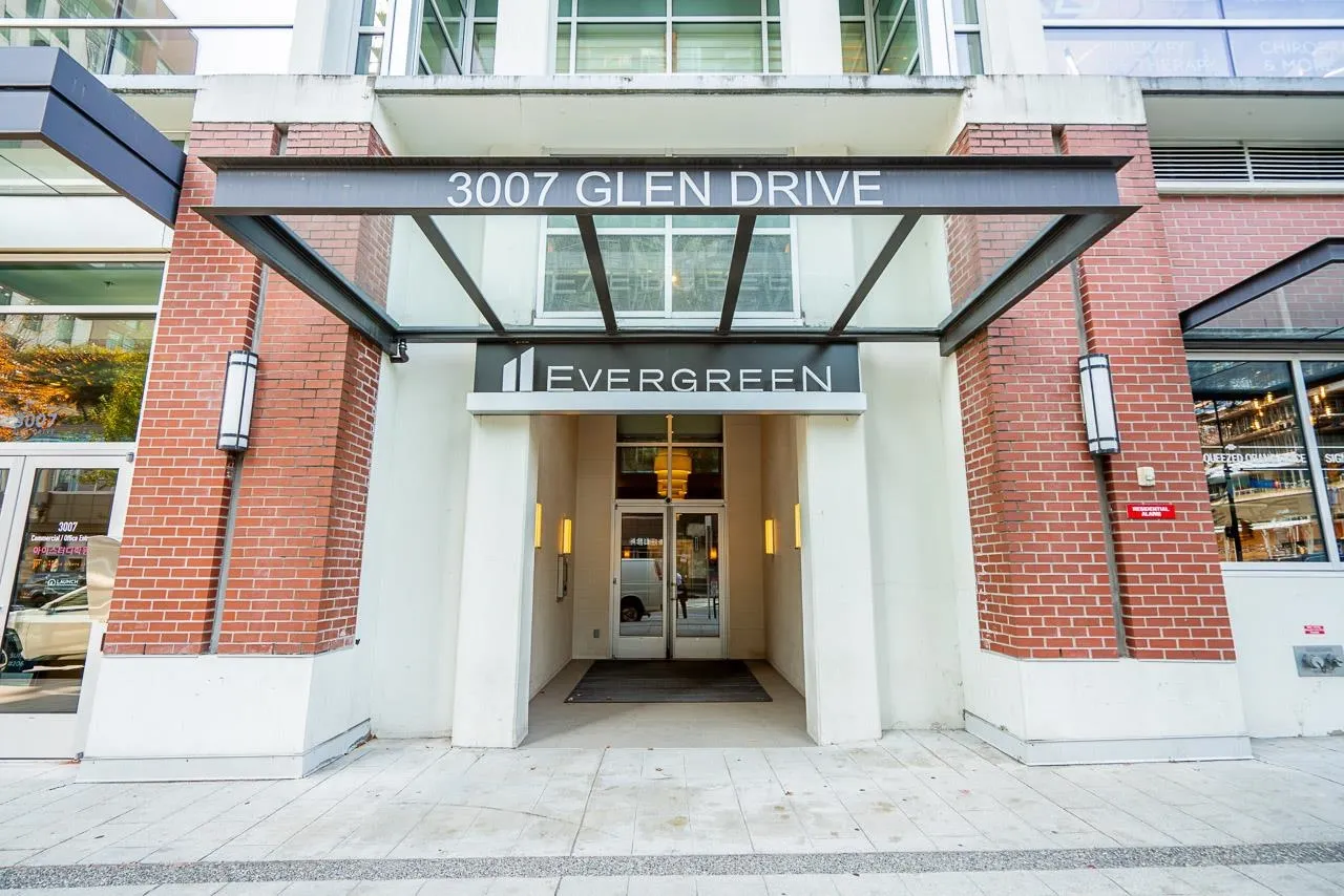 2203 3007 Glen Drive