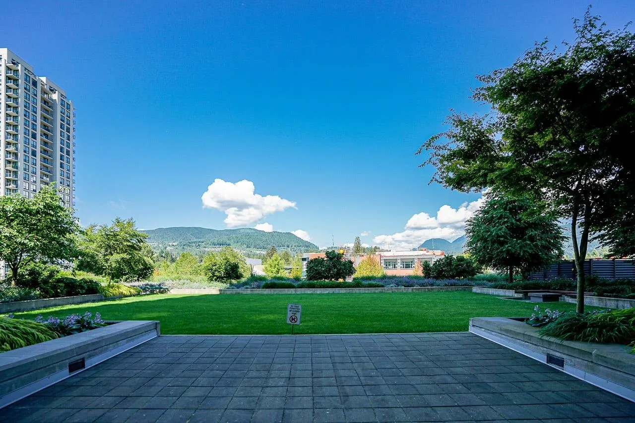 2203 3007 Glen Drive