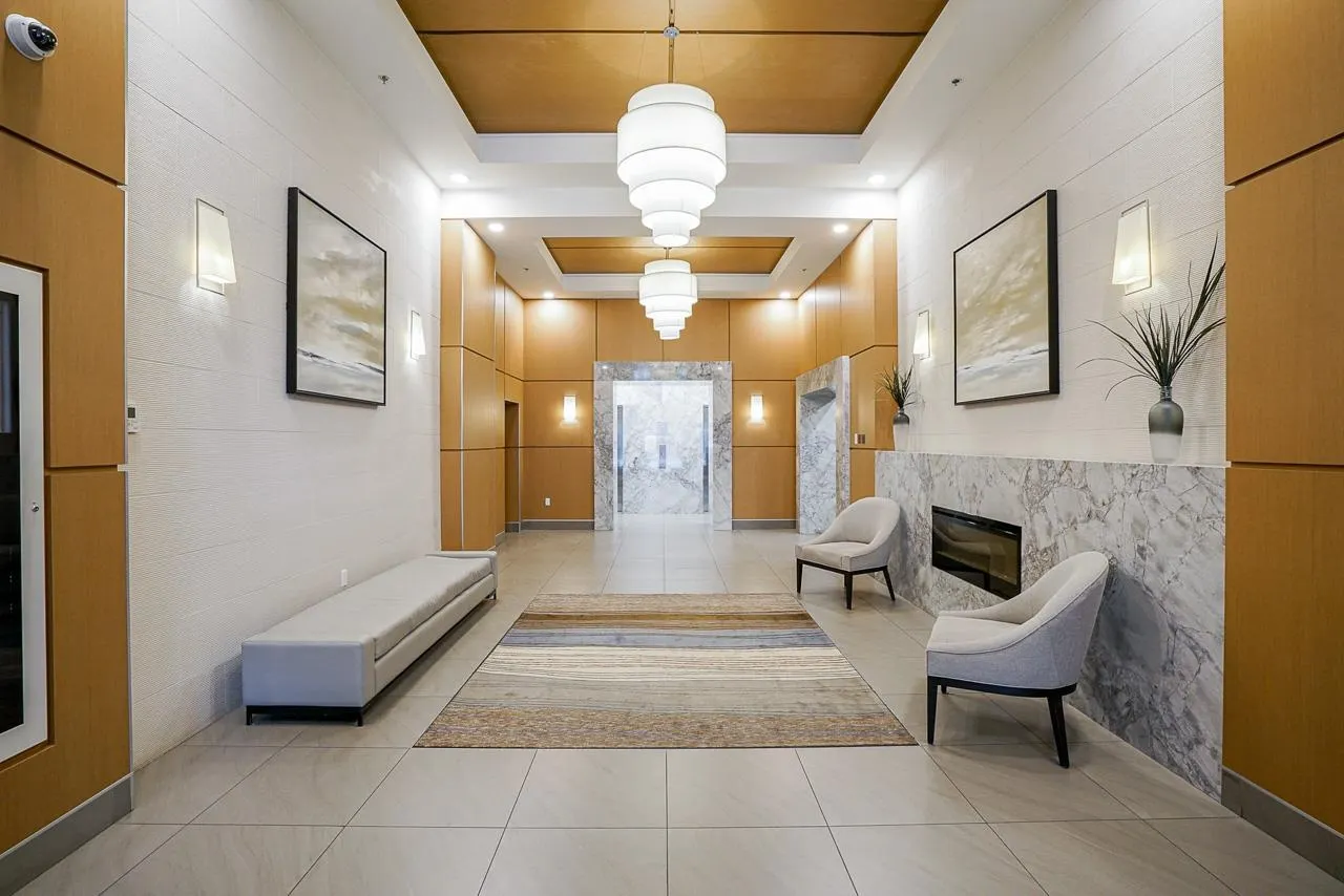 2203 3007 Glen Drive