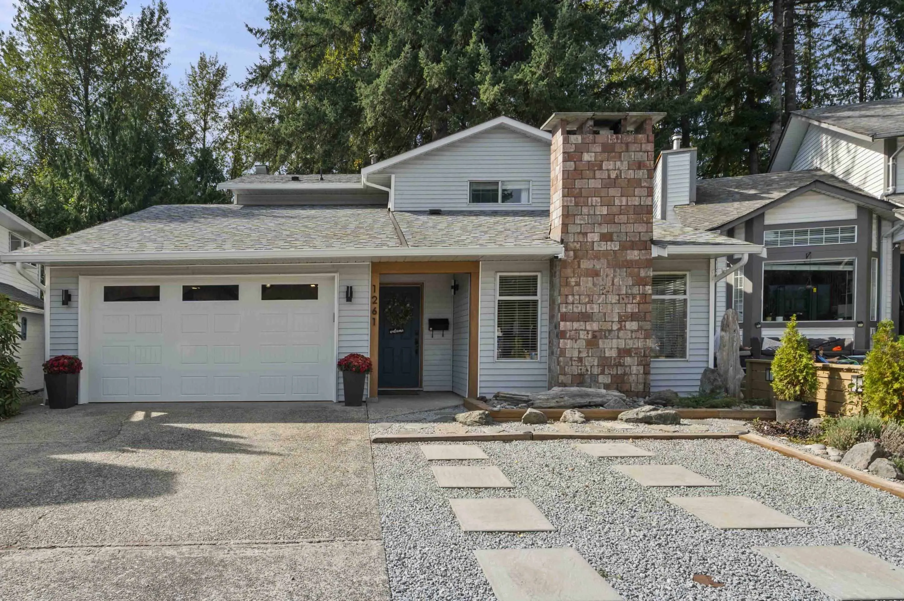 1261 River Drive