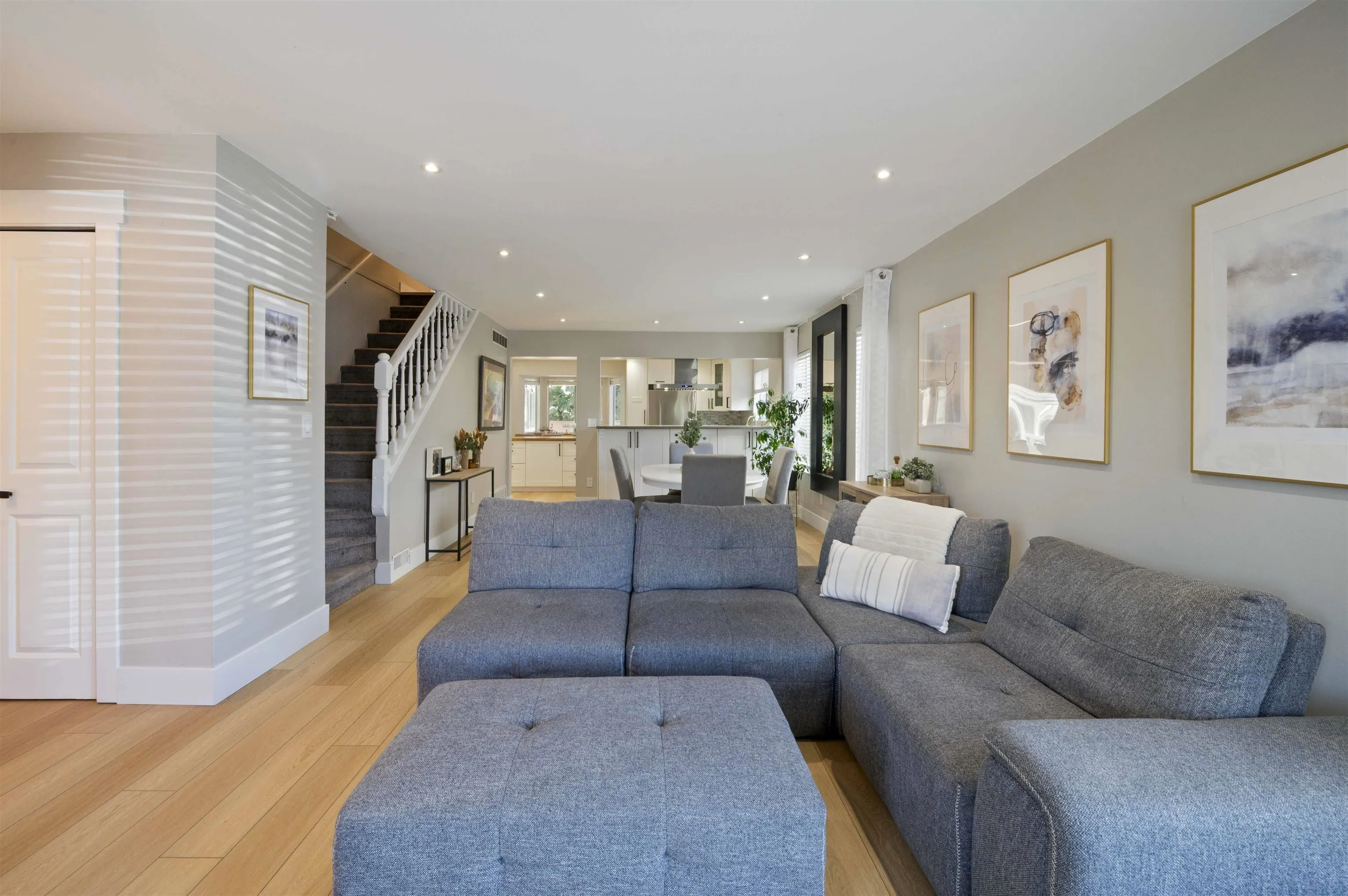 1261 River Drive