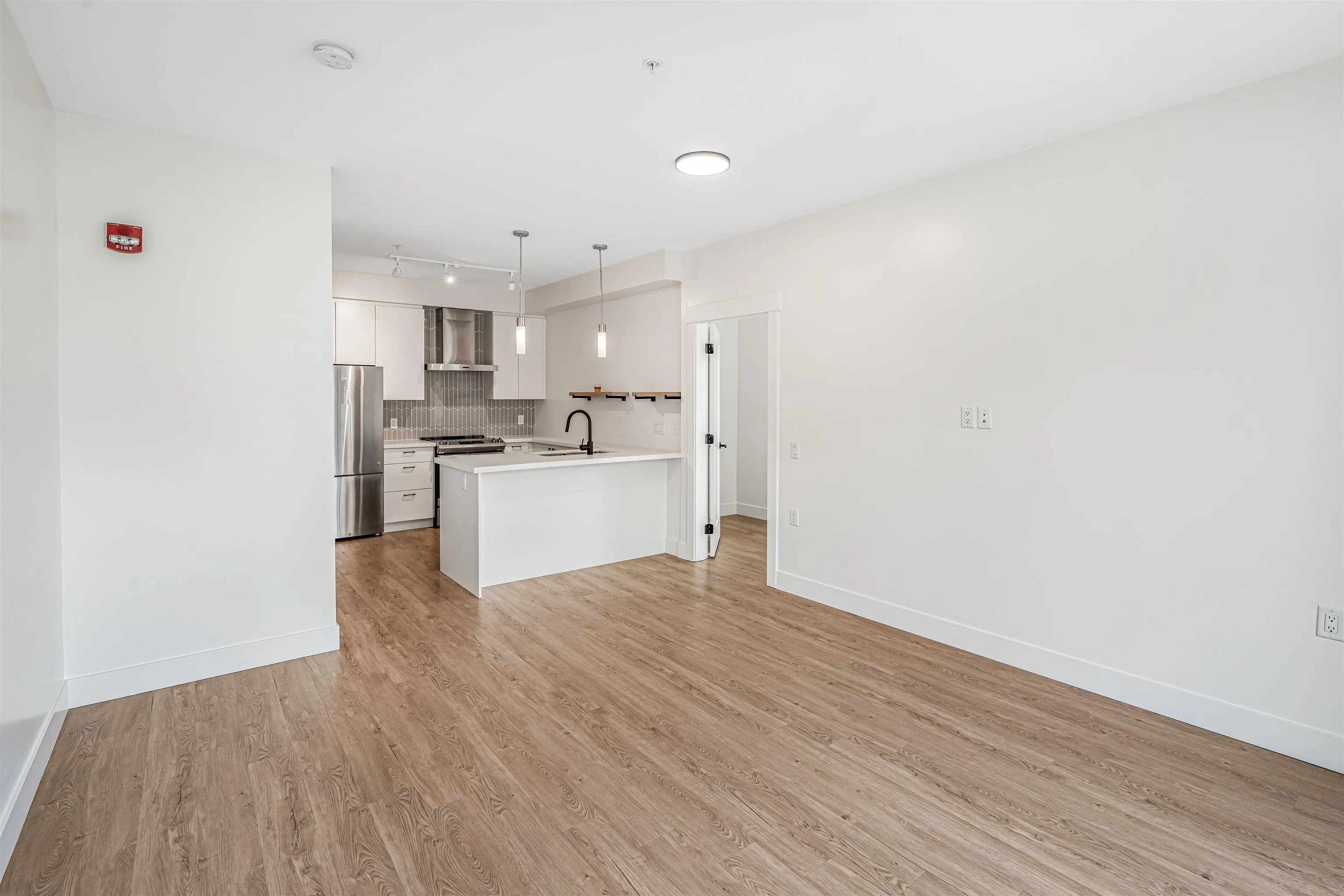 A515 20838 78b Avenue