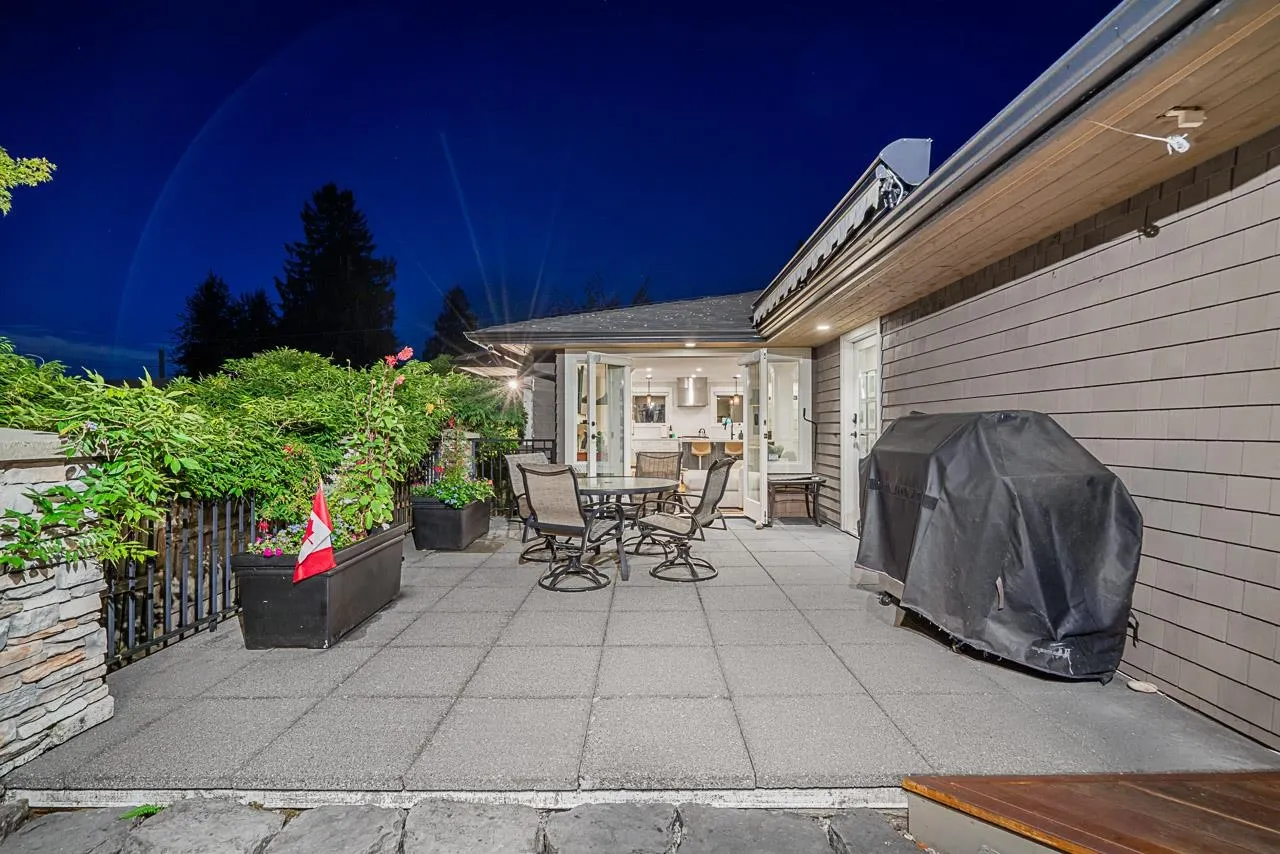 1425 Palmerston Avenue