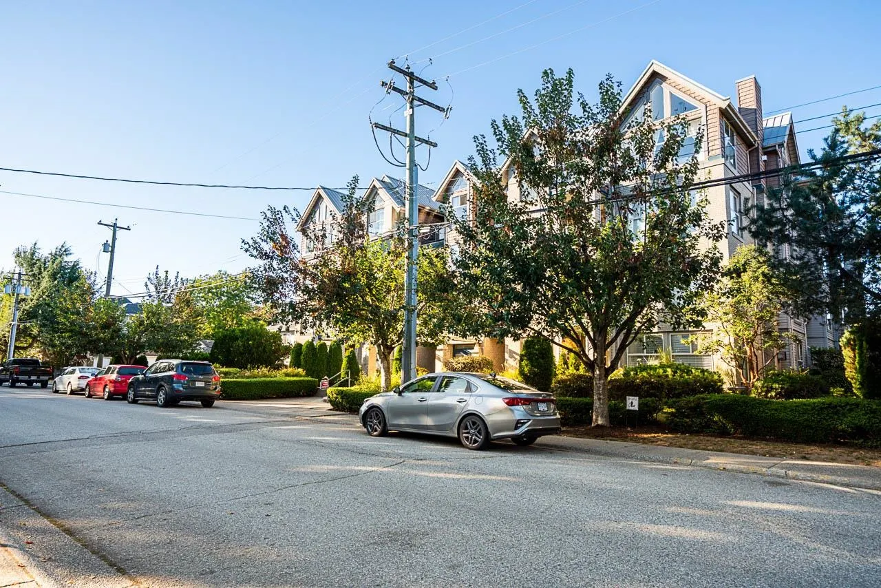 401 20237 54 Avenue