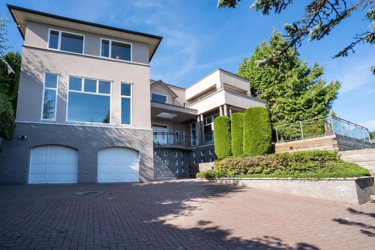 1437 Bramwell Road