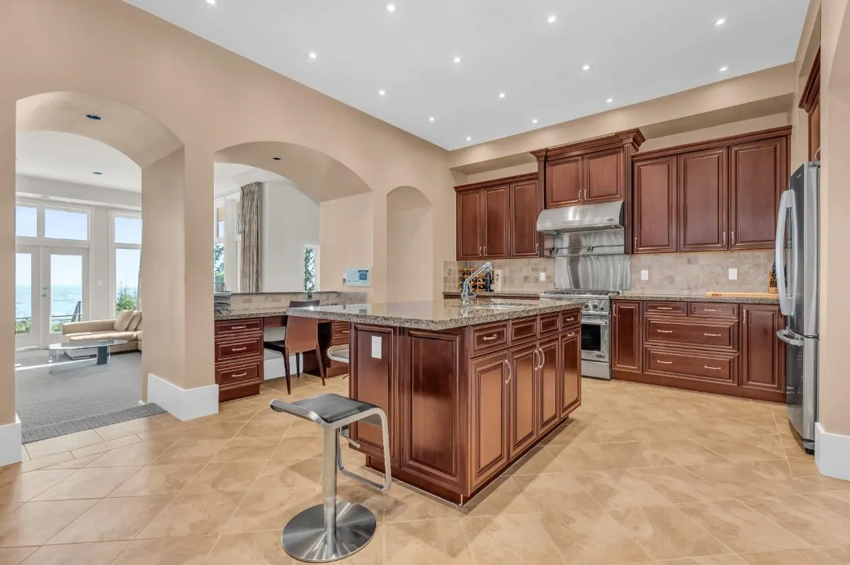 1437 Bramwell Road
