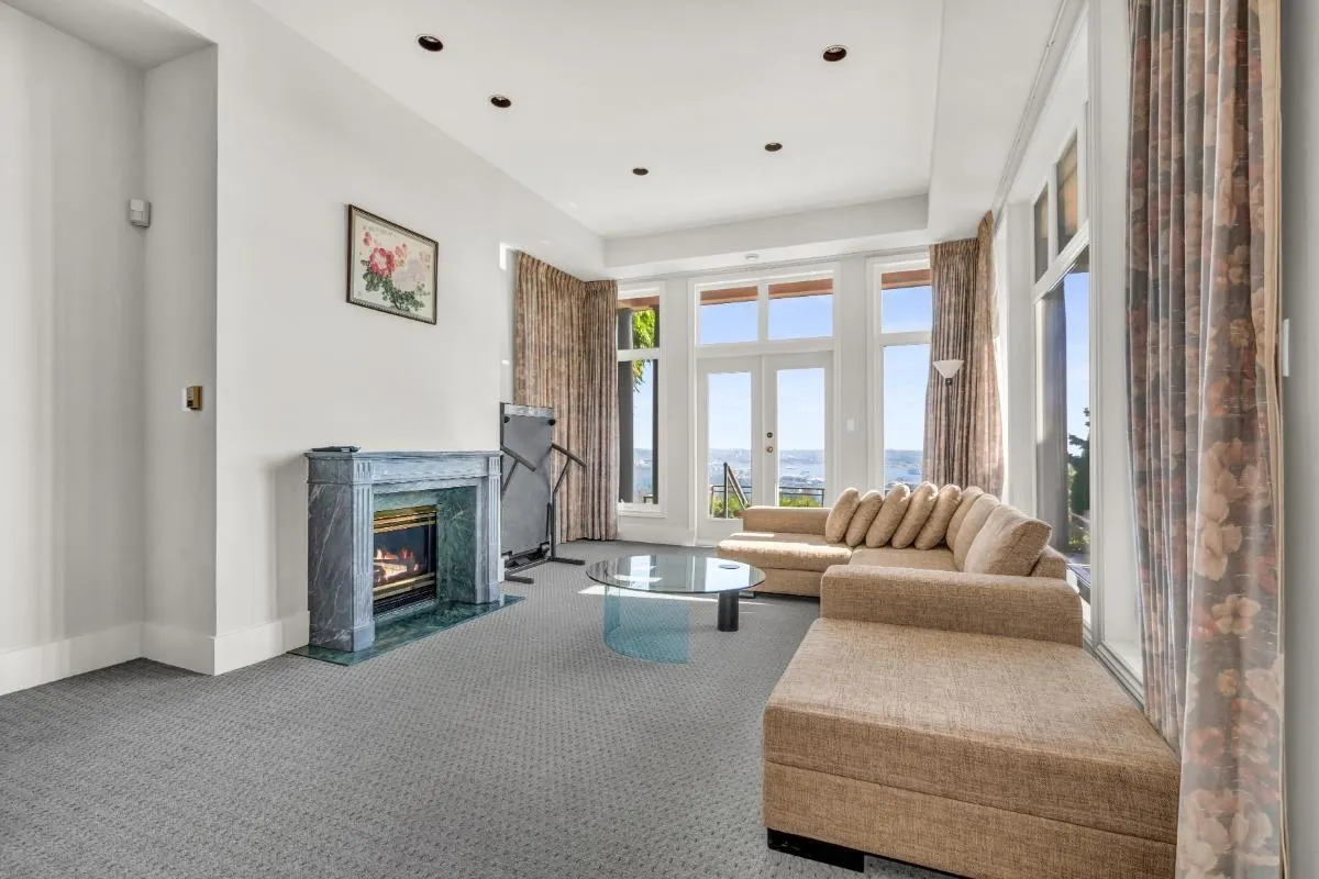 1437 Bramwell Road