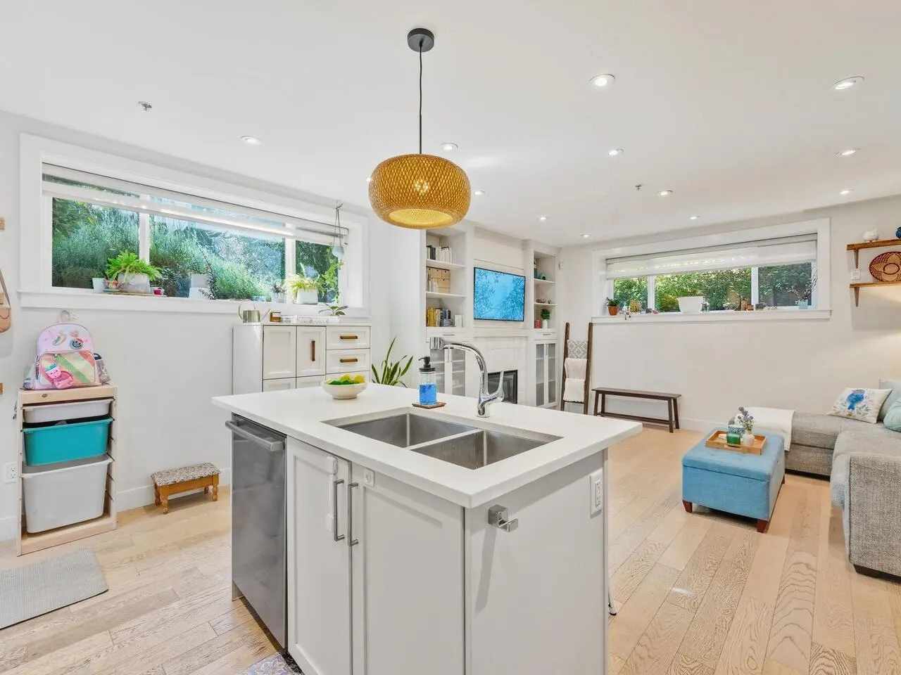165 W 14th Avenue