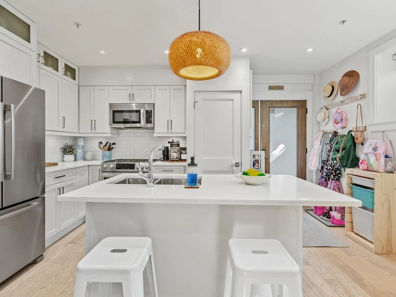 165 W 14th Avenue