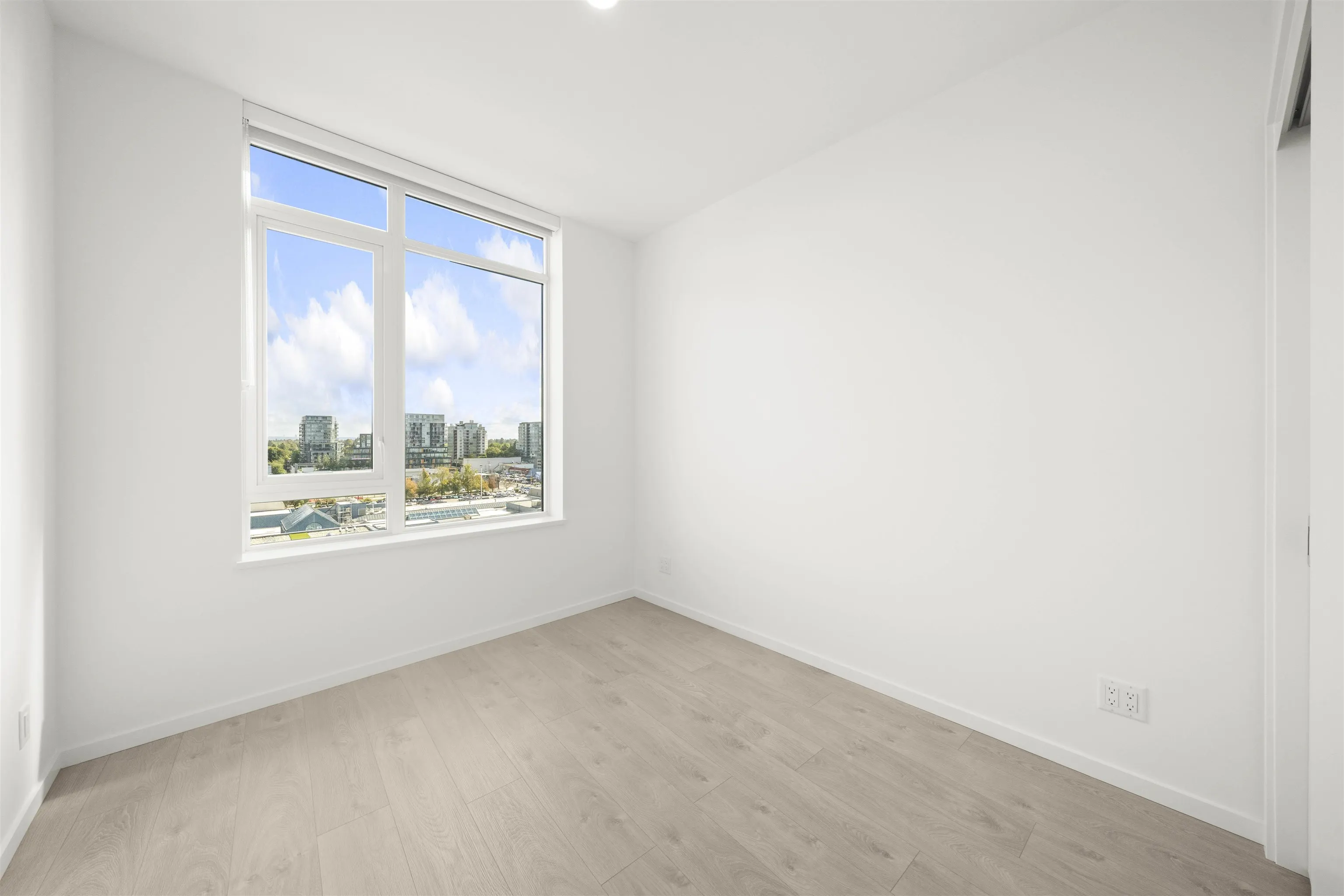 917 6500 Minoru Boulevard