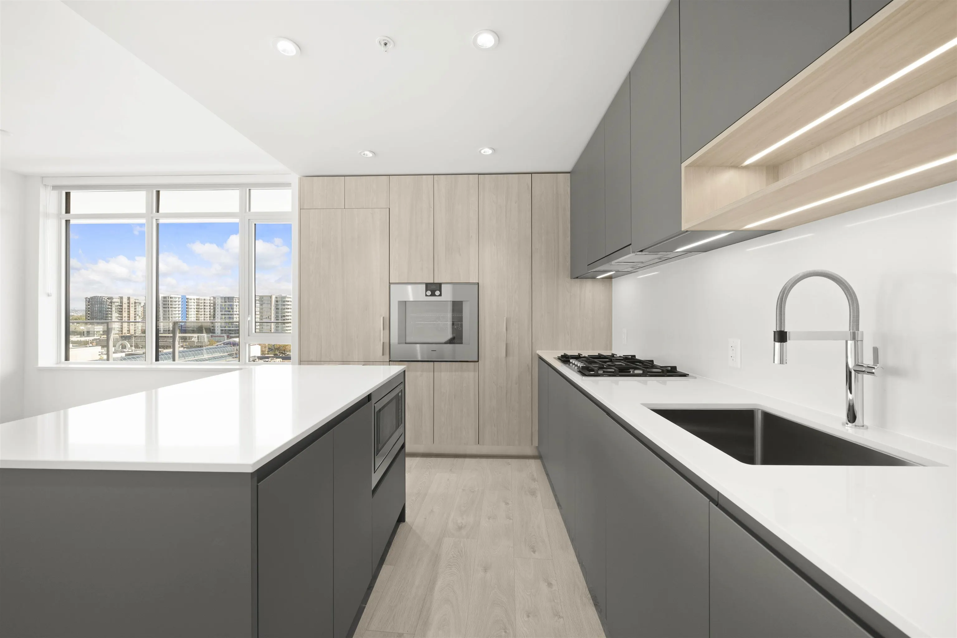 917 6500 Minoru Boulevard