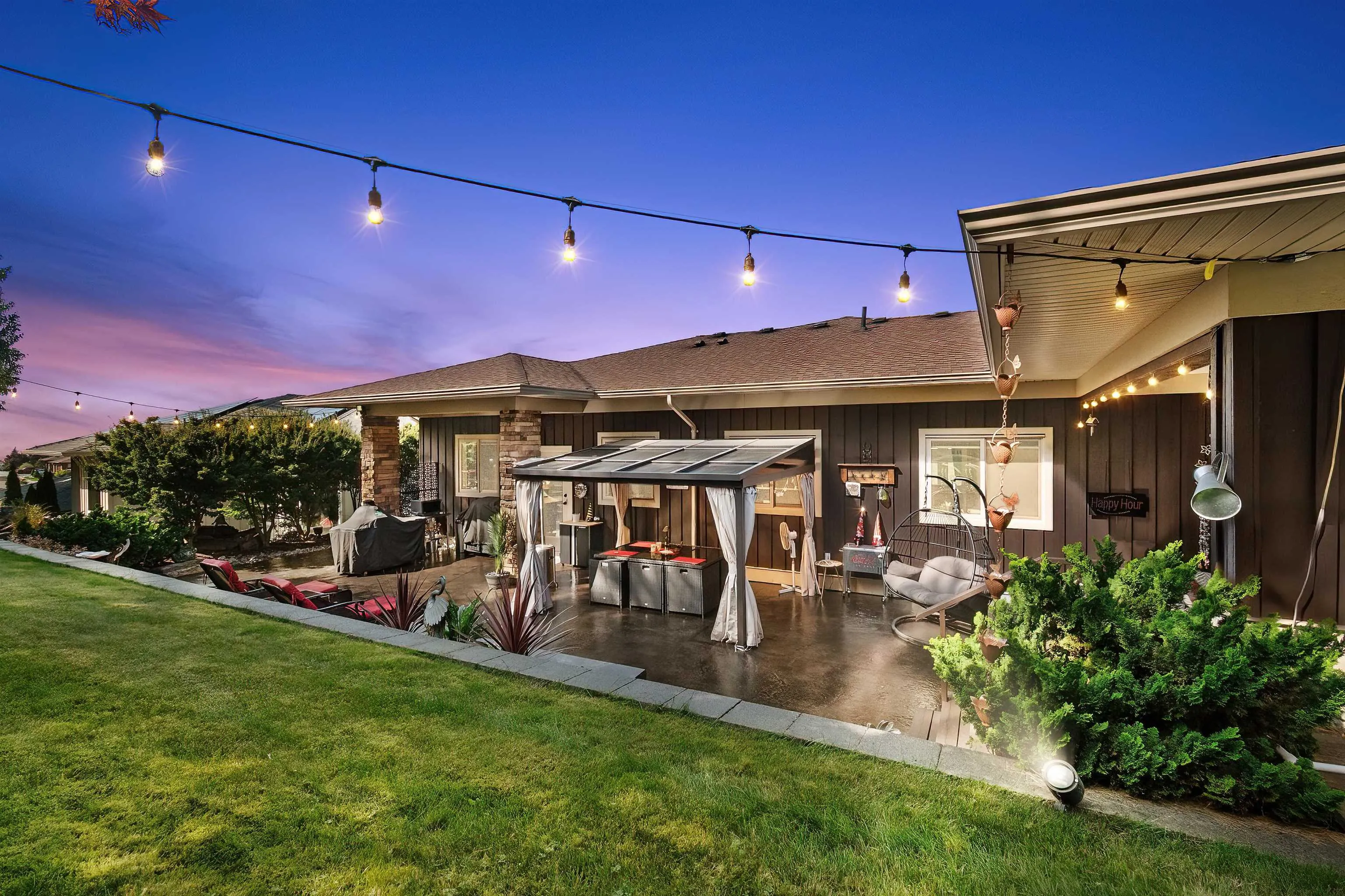 152 51075 Falls Court