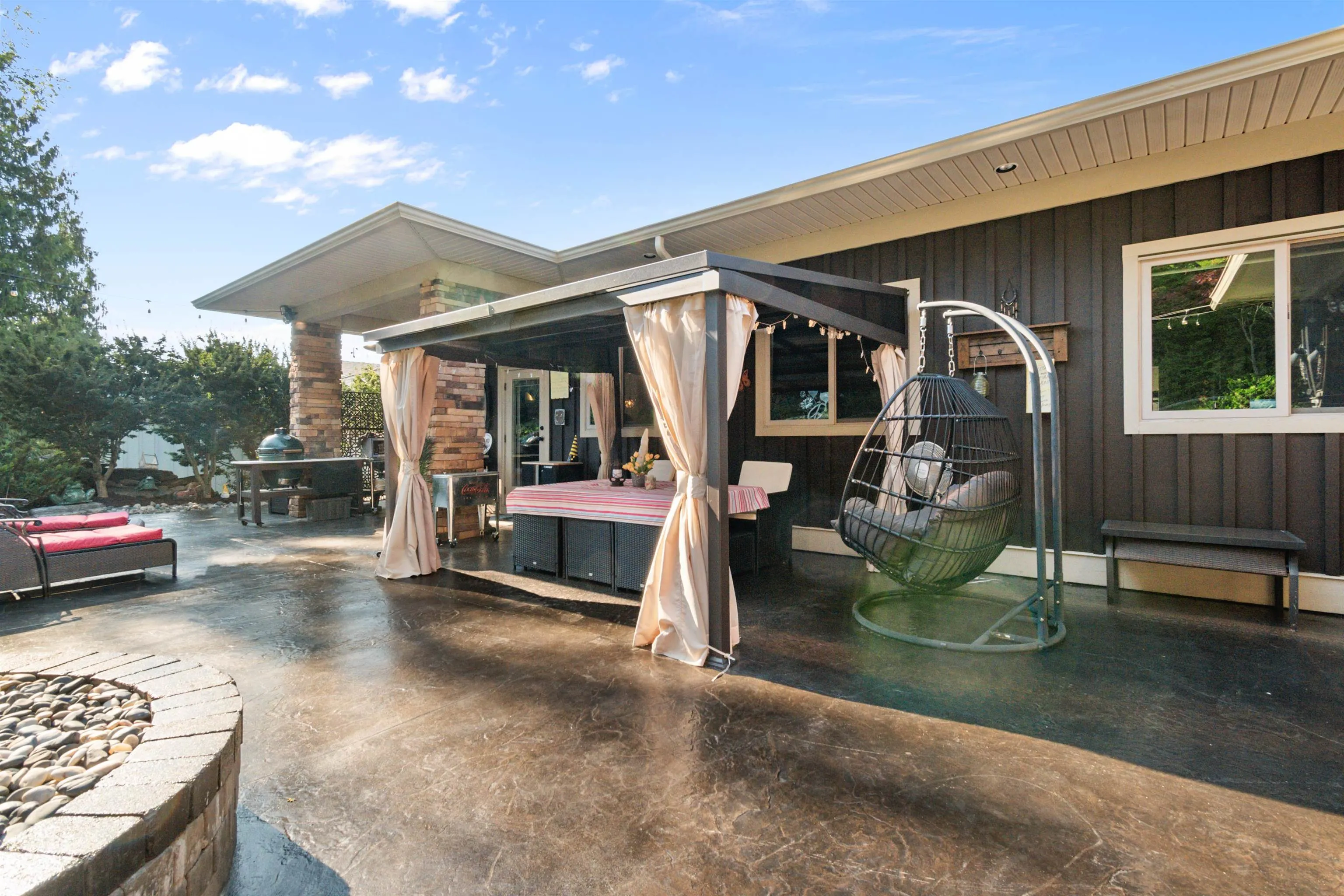 152 51075 Falls Court