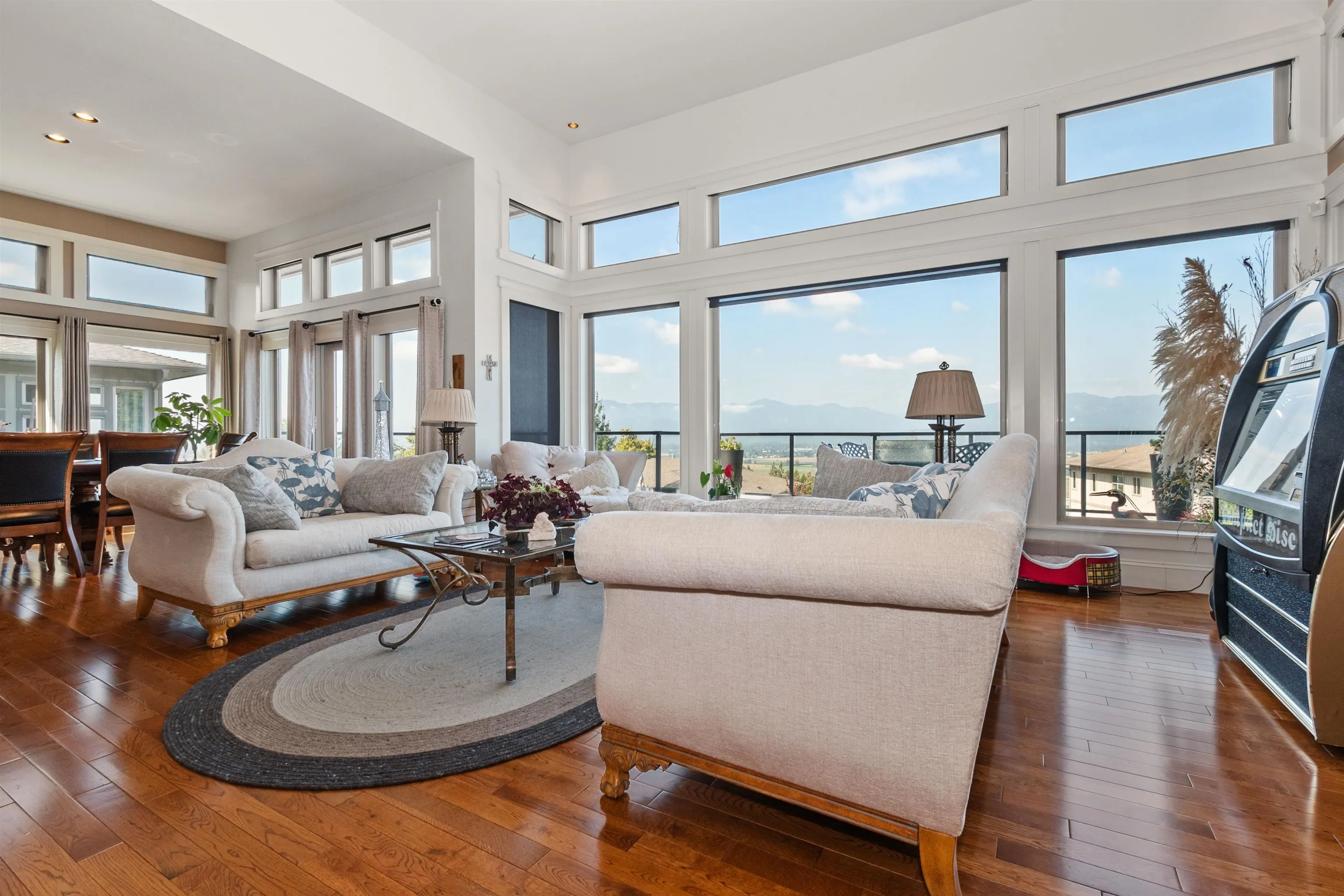 152 51075 Falls Court