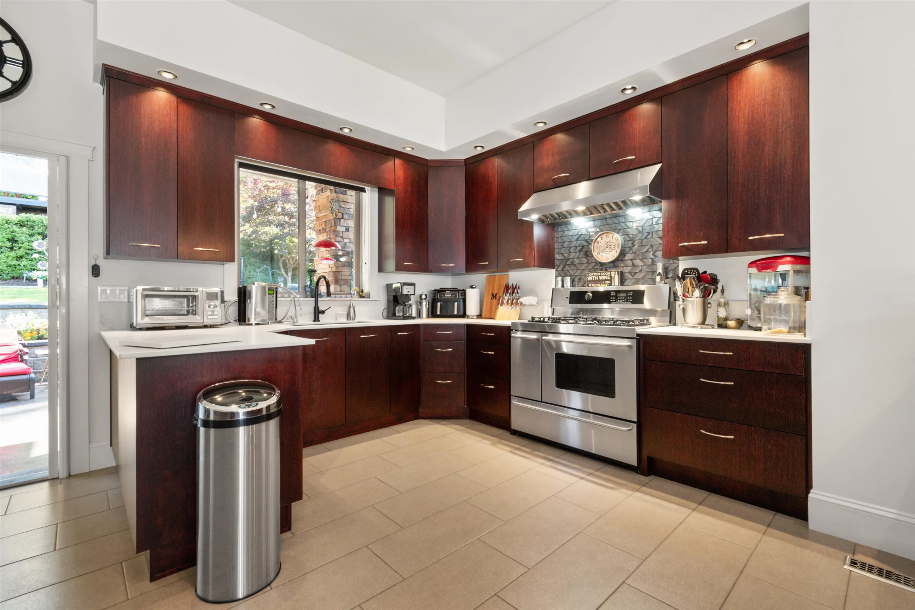 152 51075 Falls Court