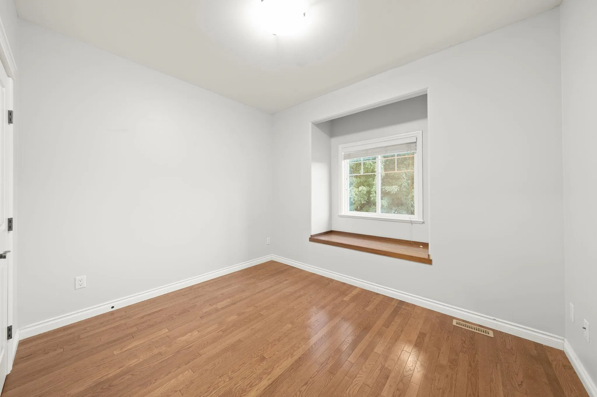 32726 Lissimore Avenue