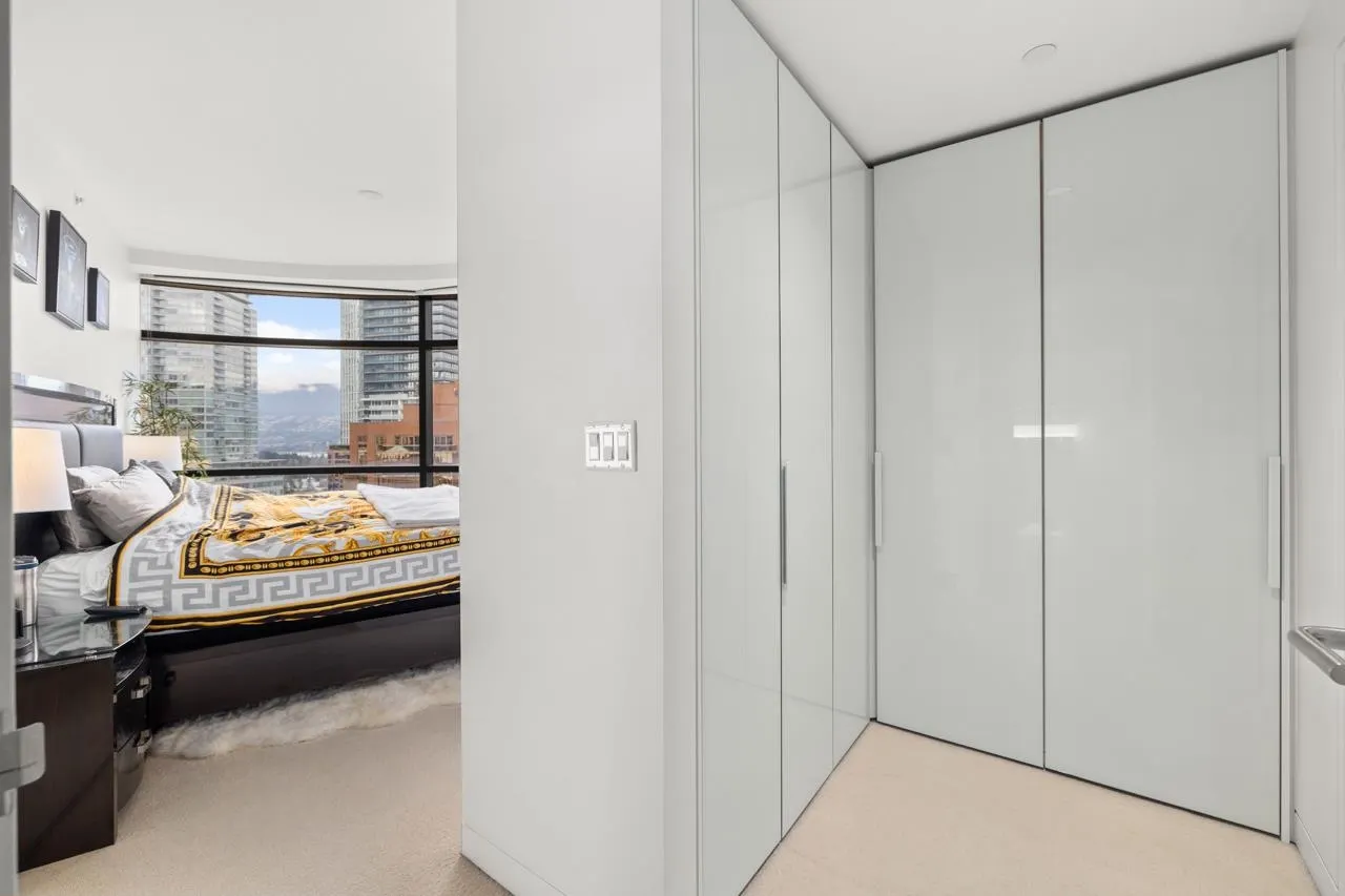 2306 838 W Hastings Street