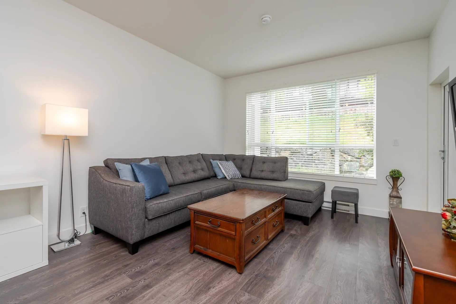 209 16396 64 Avenue