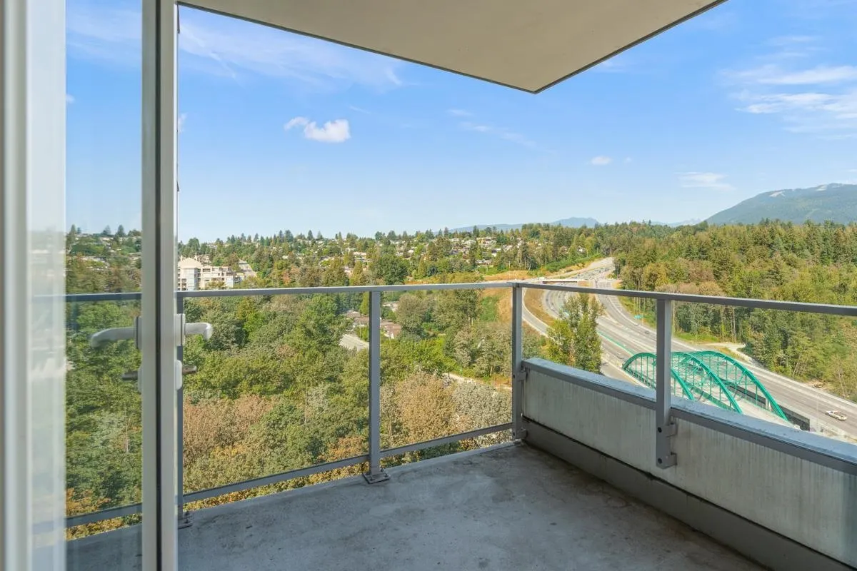 1808 680 Seylynn Crescent