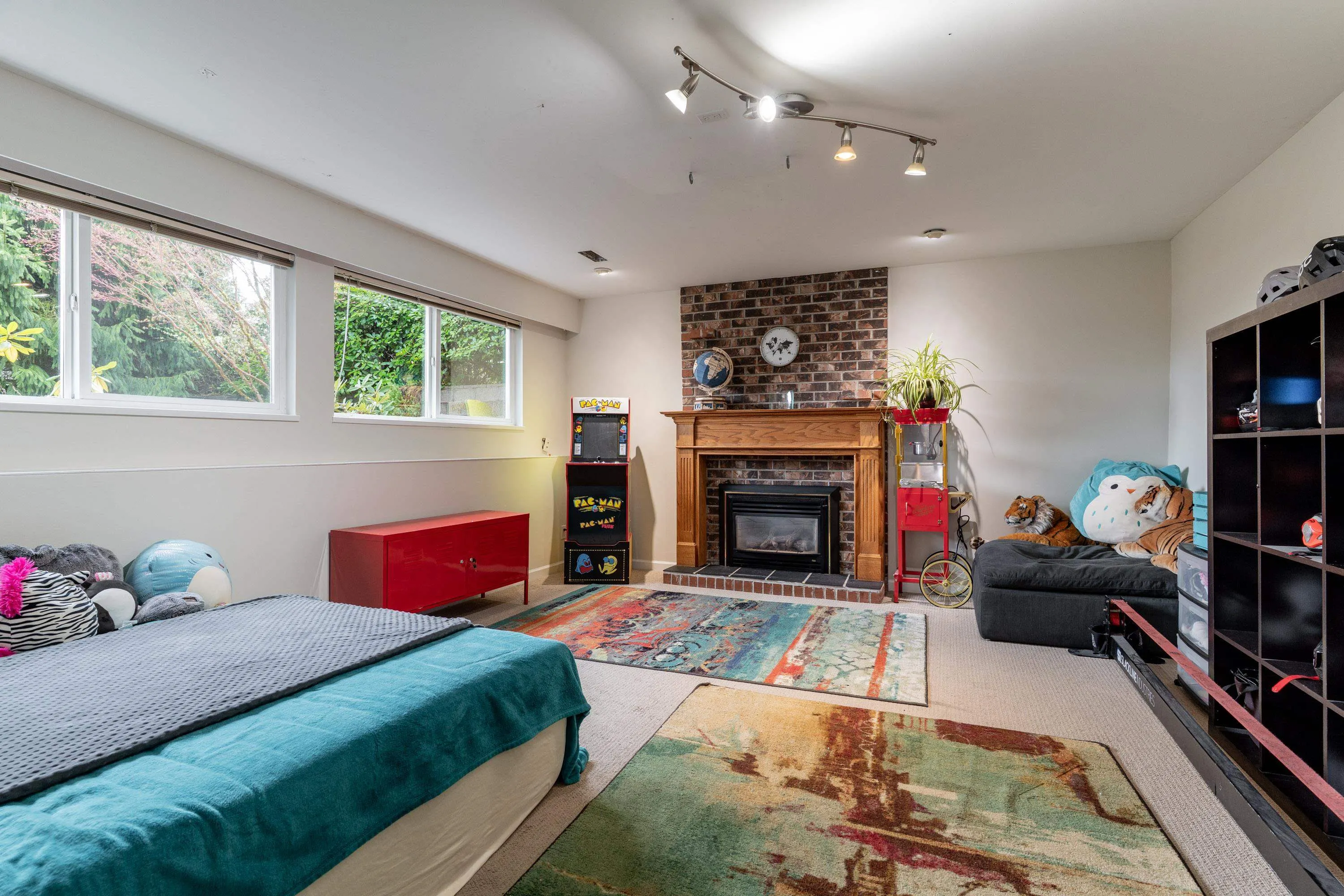 4164 Fairway Place