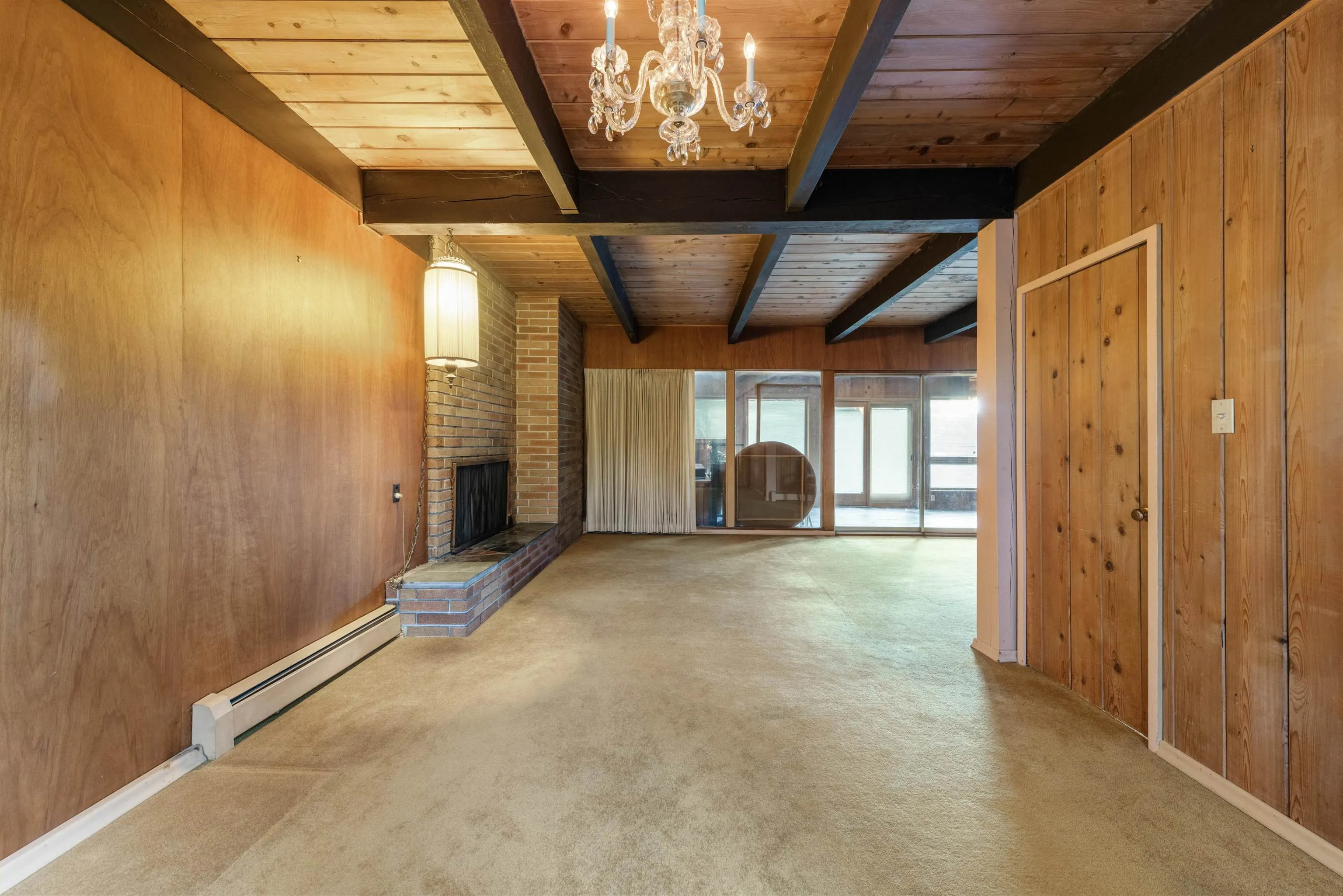 756 W 53 Avenue