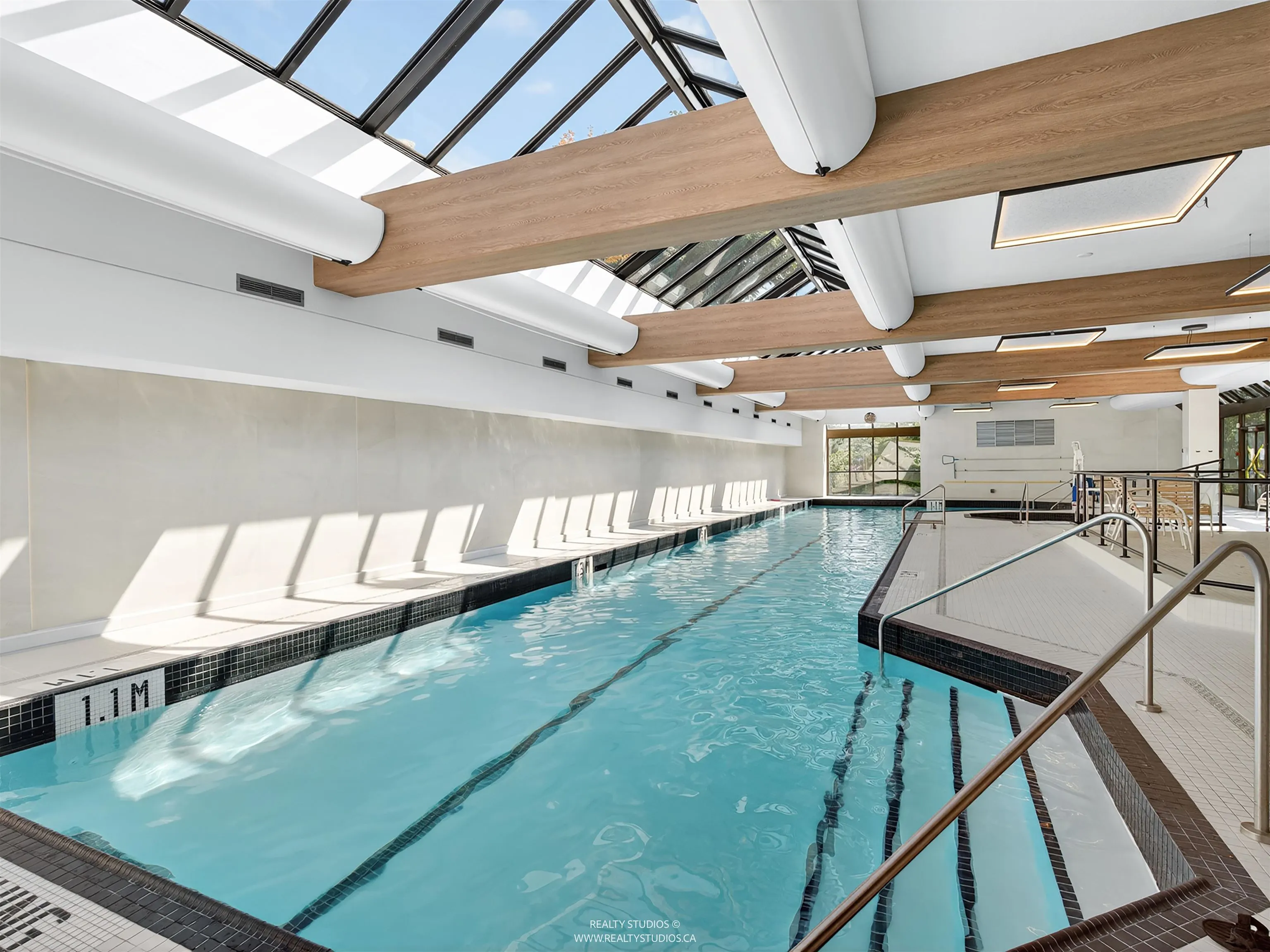 607 1450 Pennyfarthing Drive