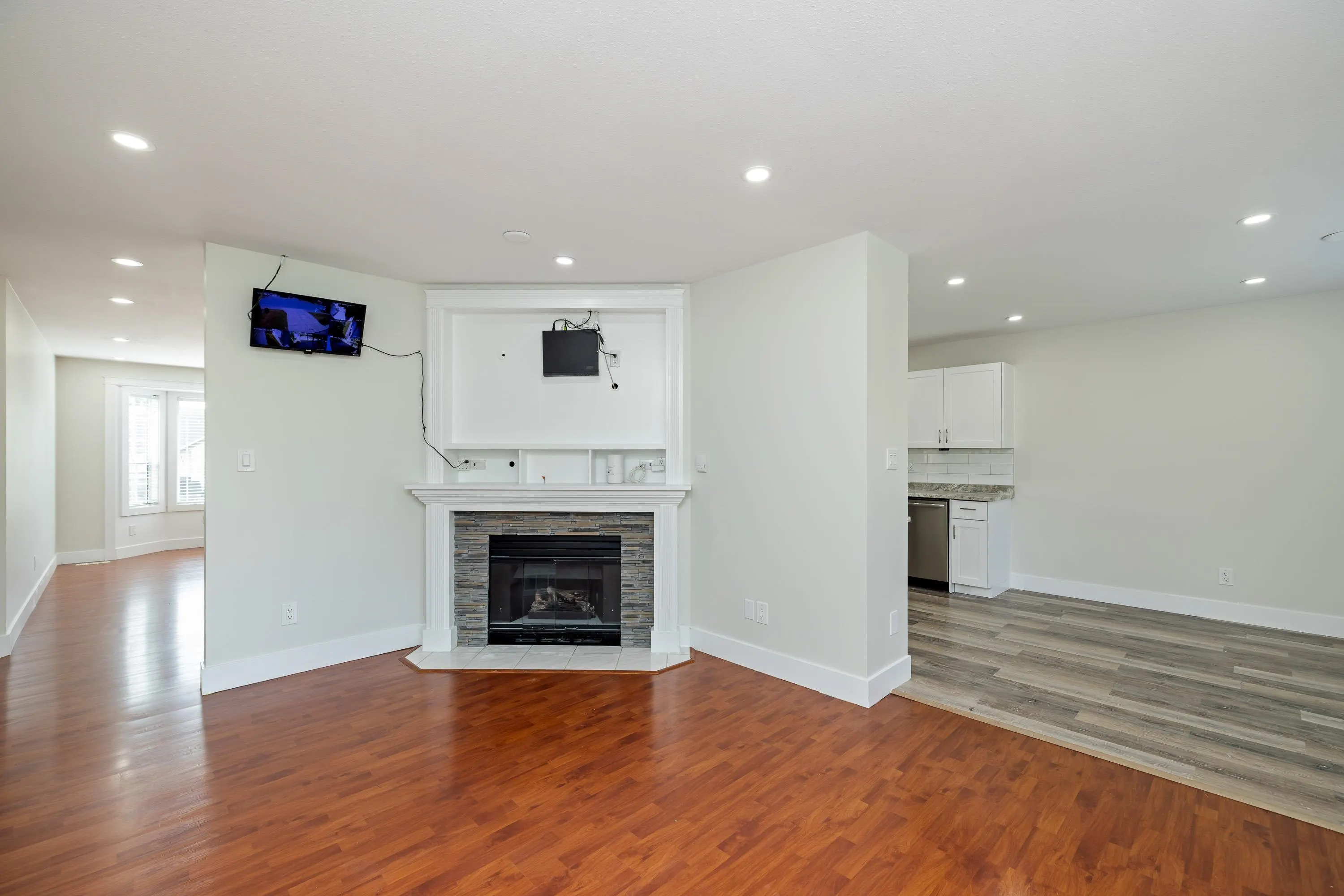 8475 Cade Barr Street