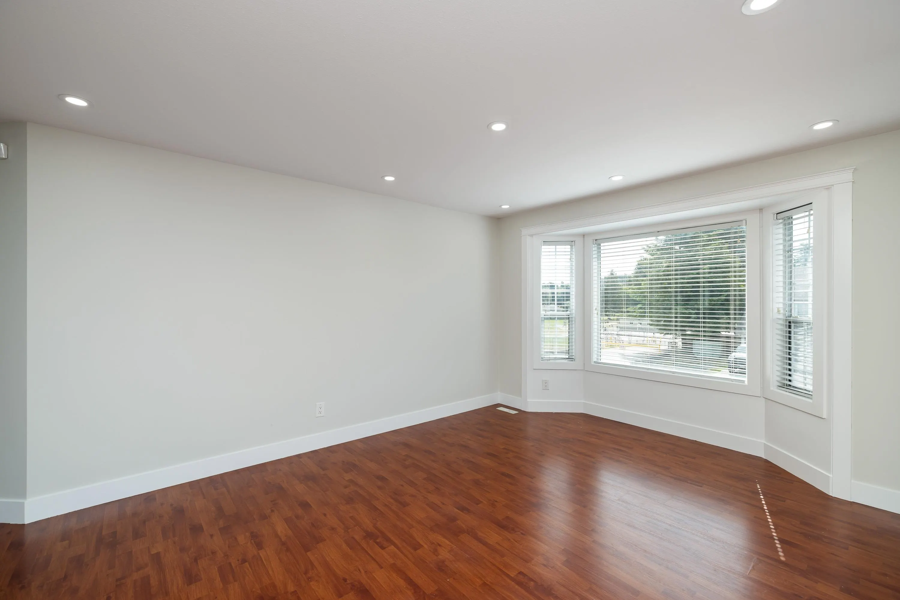 8475 Cade Barr Street