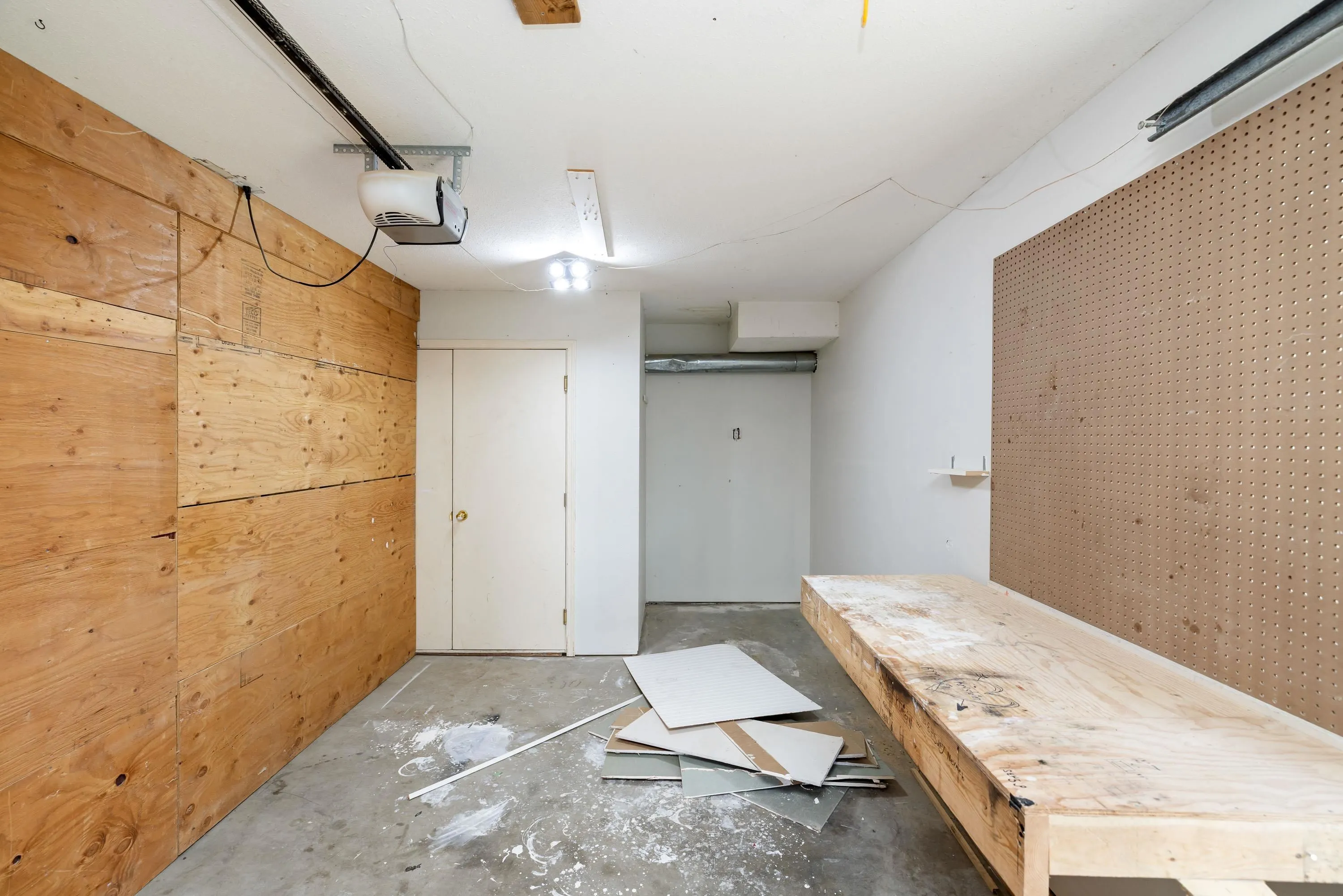 8475 Cade Barr Street