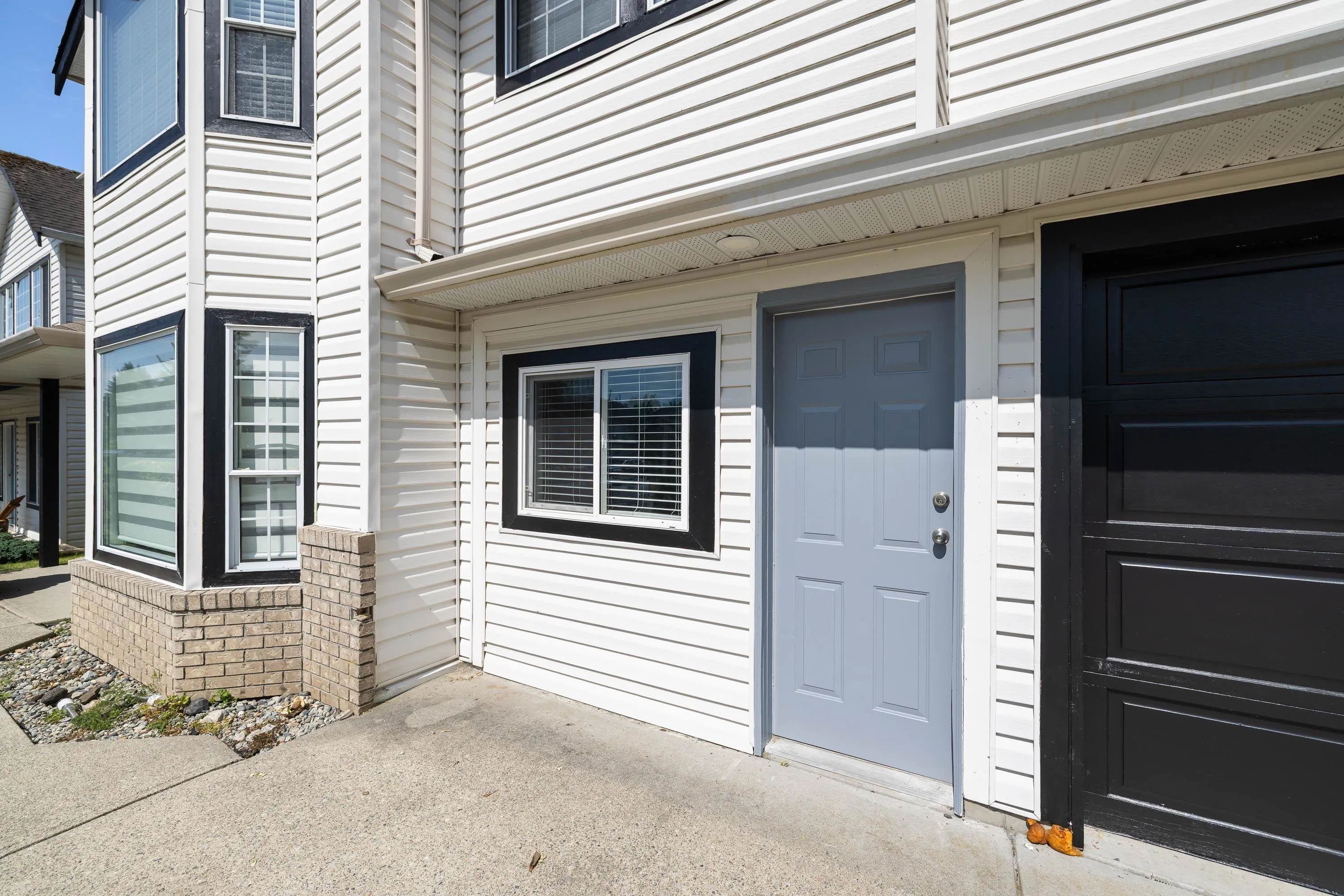 8475 Cade Barr Street