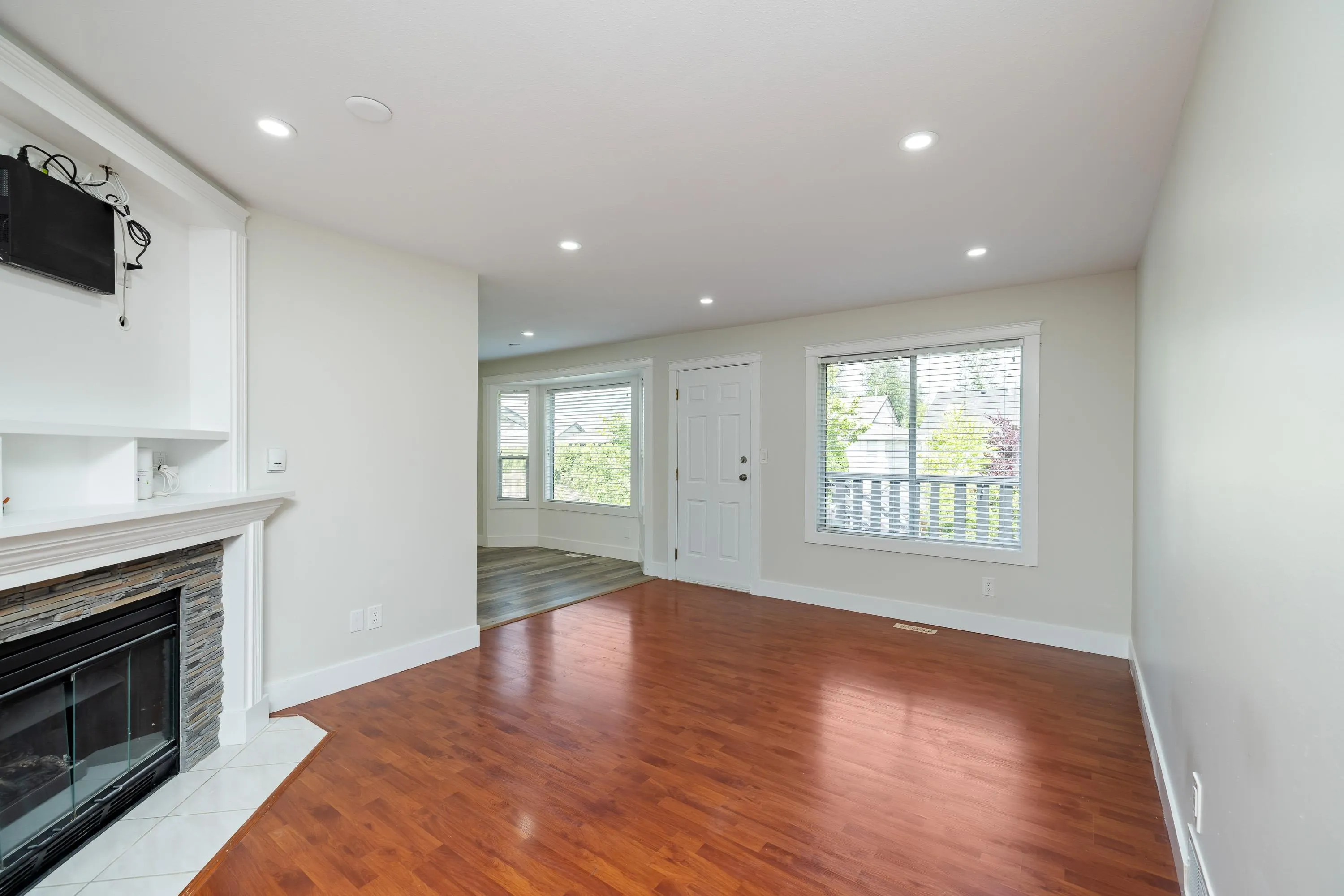 8475 Cade Barr Street