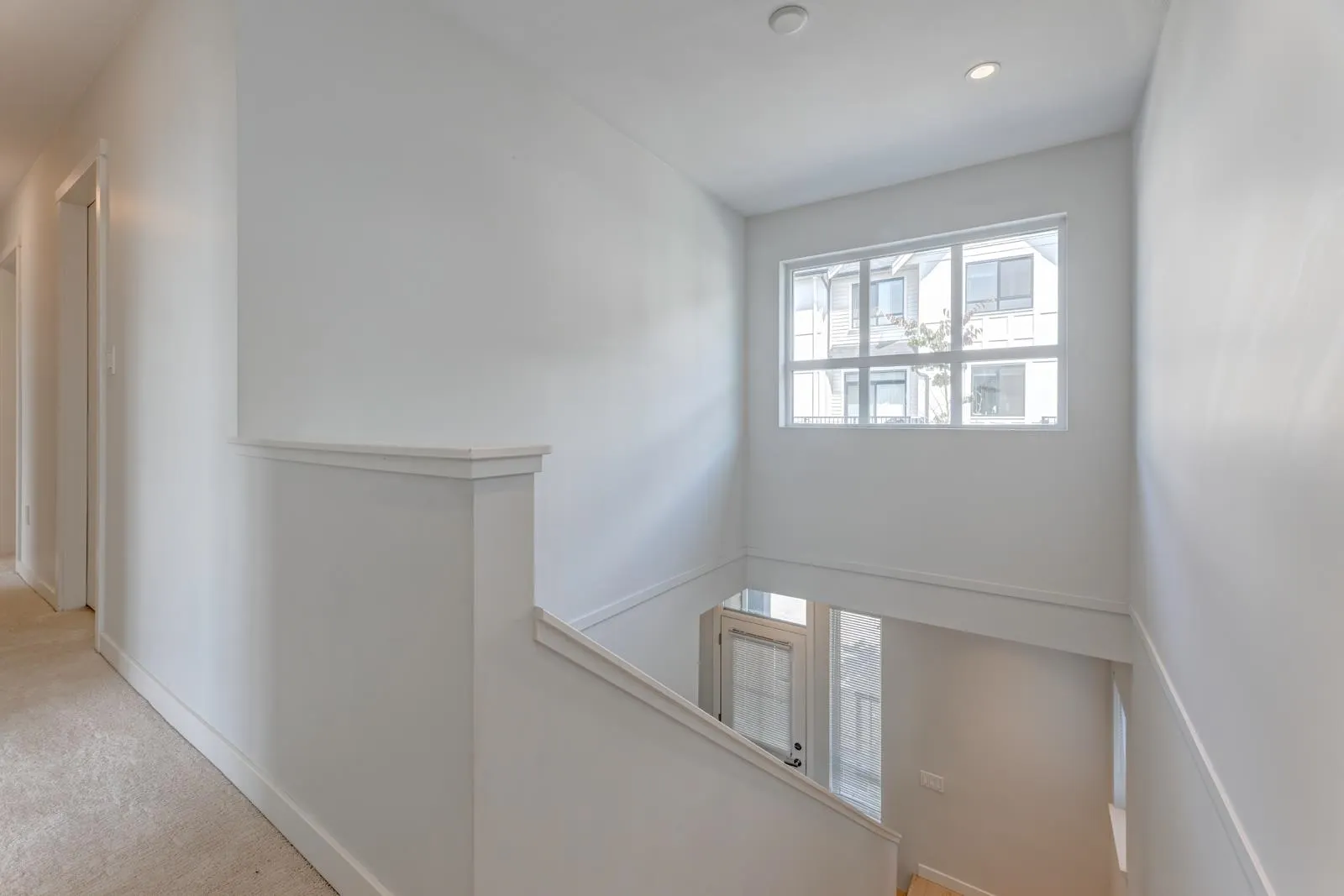 60 3500 Burke Village Promenade