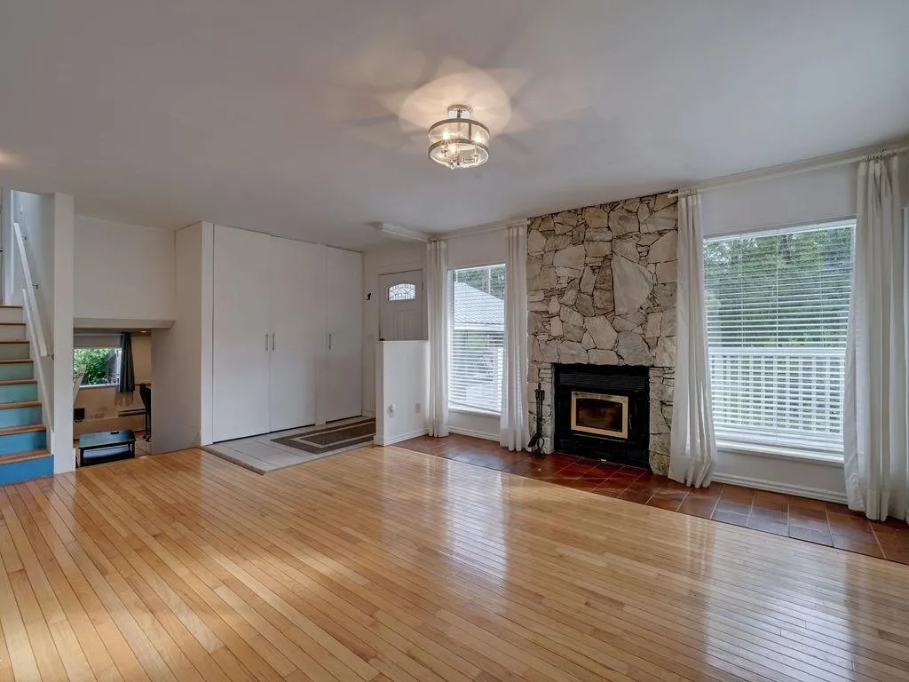 329 Burns Road
