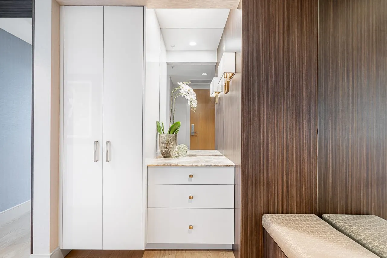 1402 15152 Russell Avenue