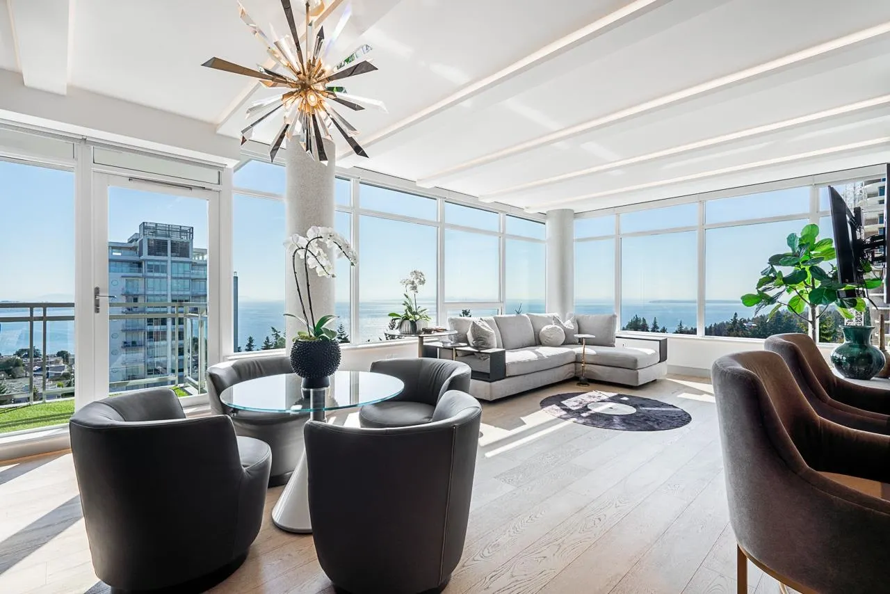 1402 15152 Russell Avenue