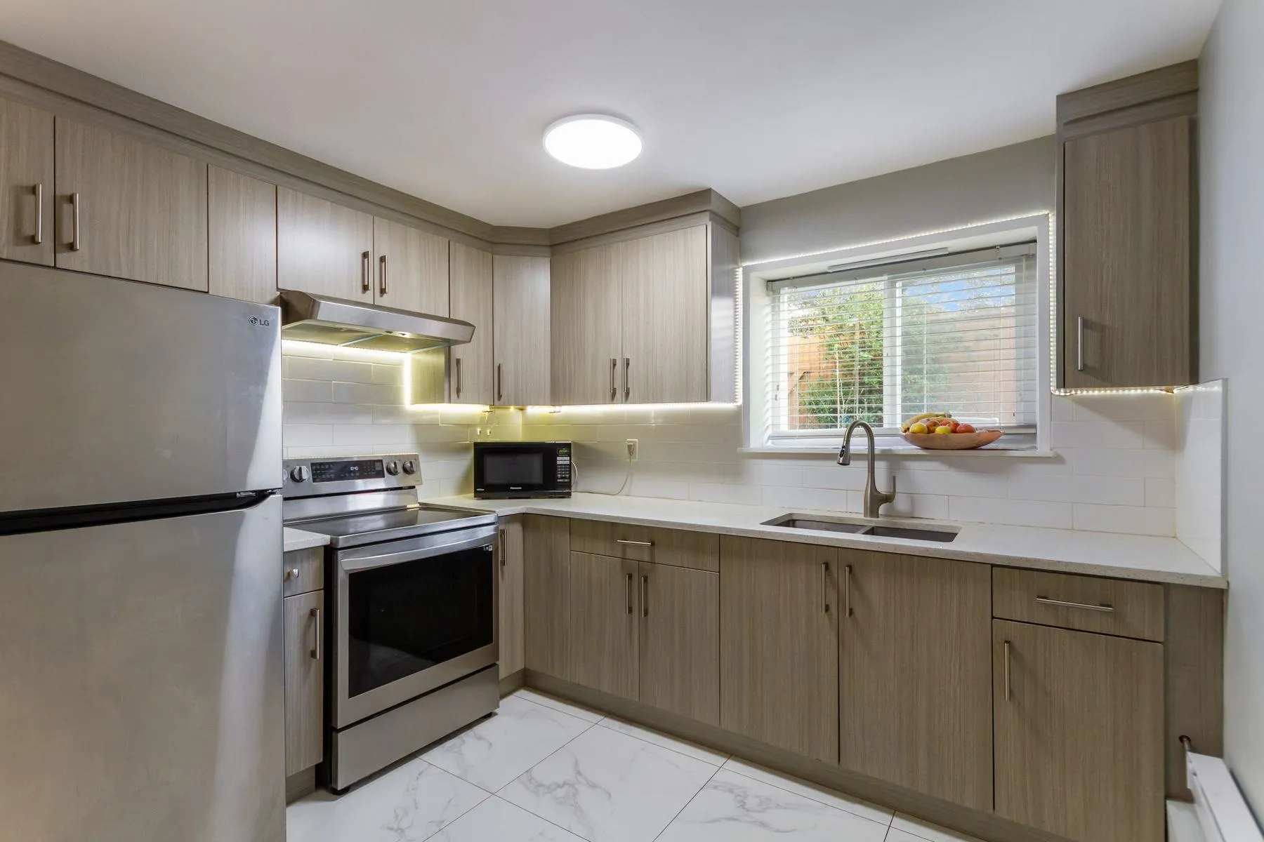 3708 Price Street
