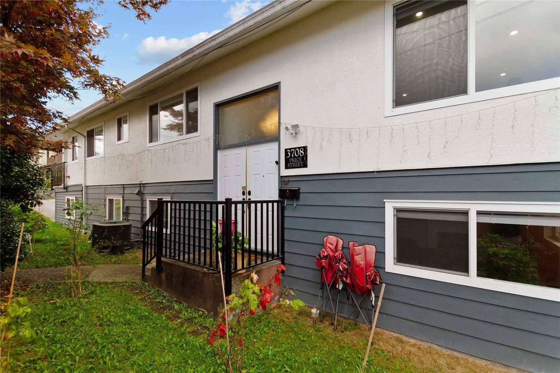 3708 Price Street
