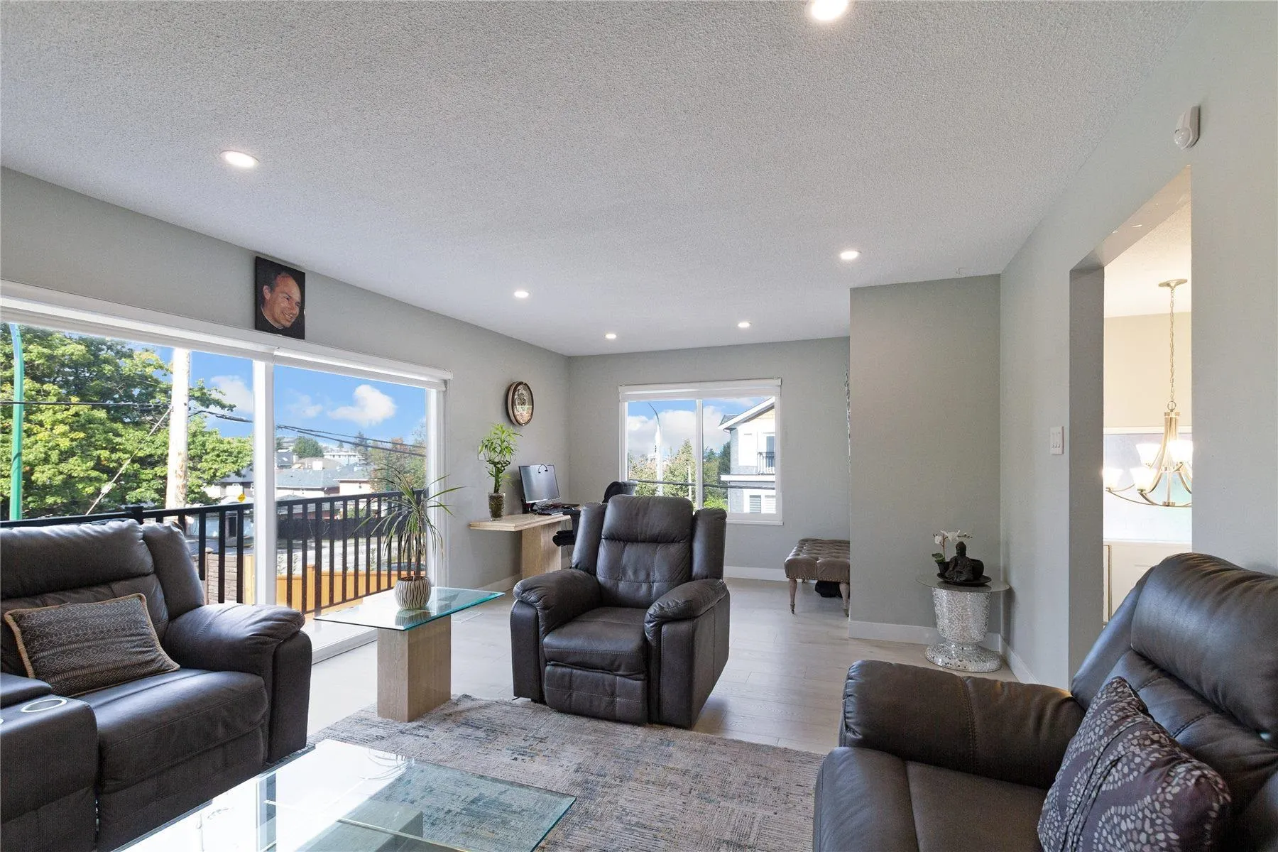 3708 Price Street