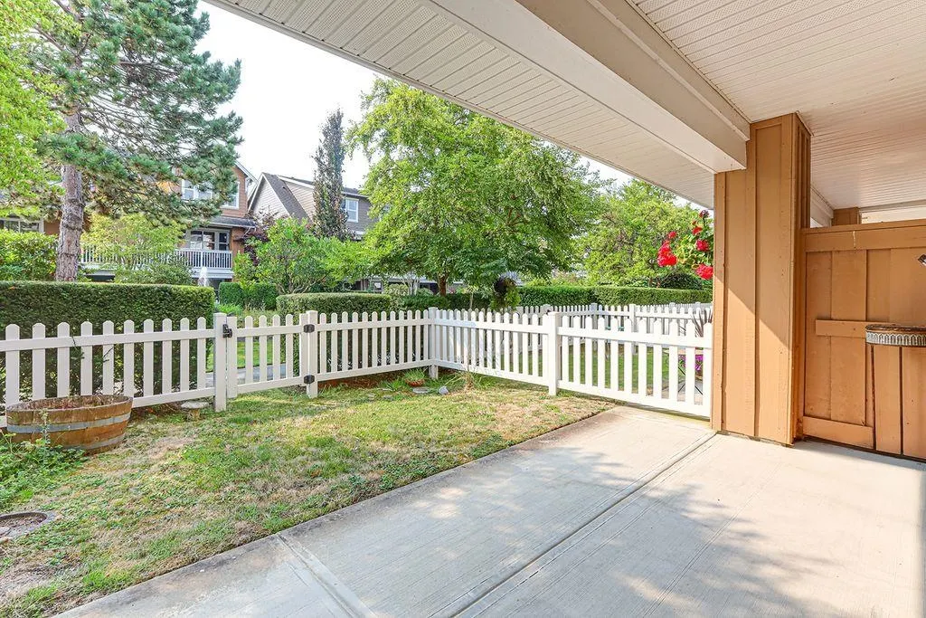92 3088 Francis Road