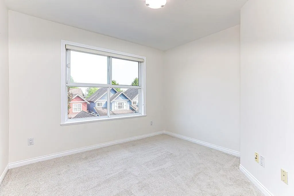 92 3088 Francis Road