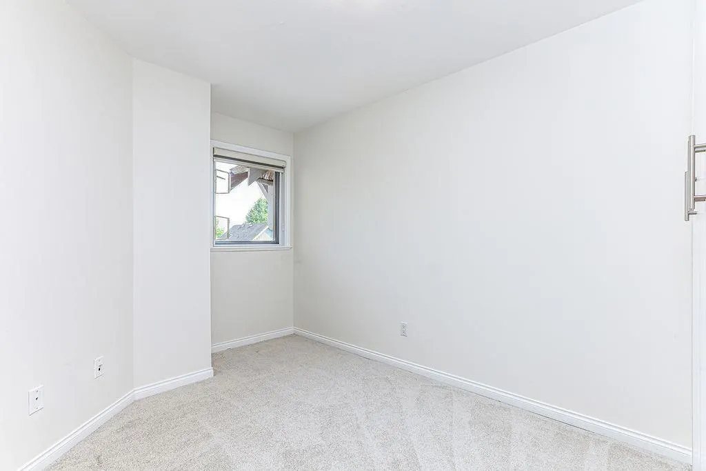 92 3088 Francis Road