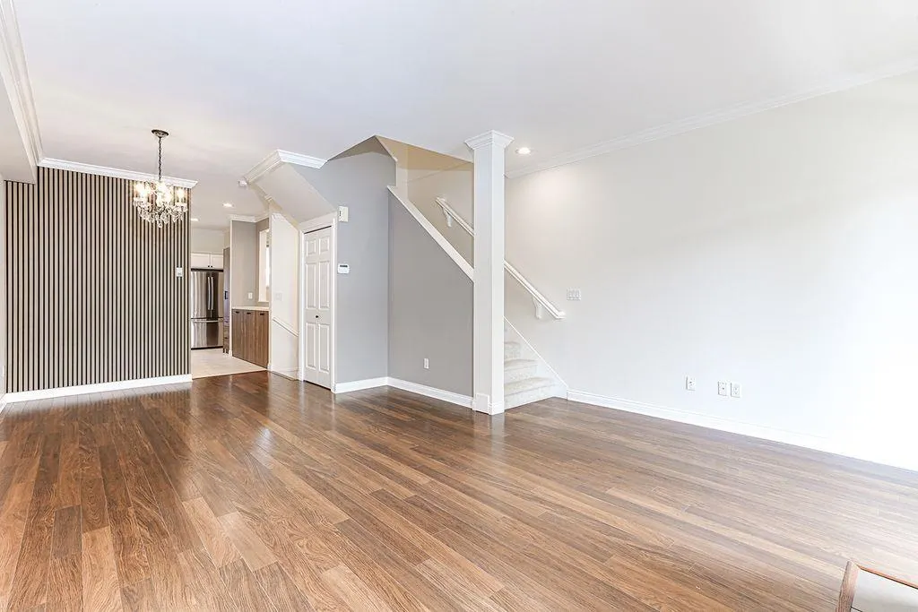 92 3088 Francis Road