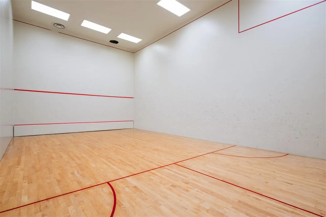 115 7531 Minoru Boulevard