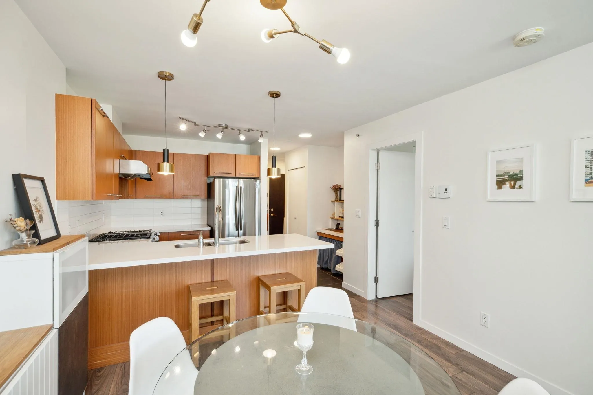 2905 2133 Douglas Road