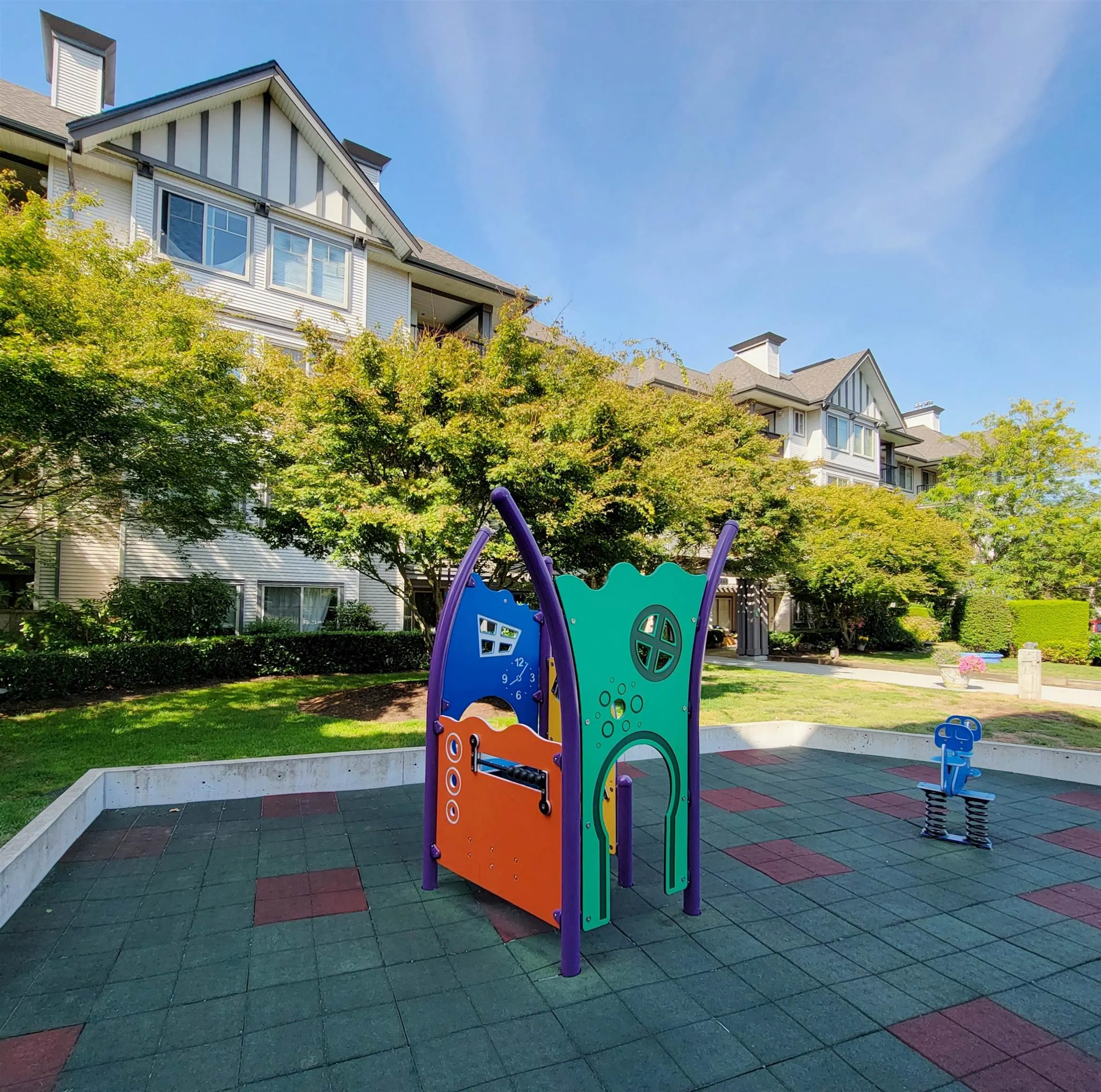 126 27358 32 Avenue
