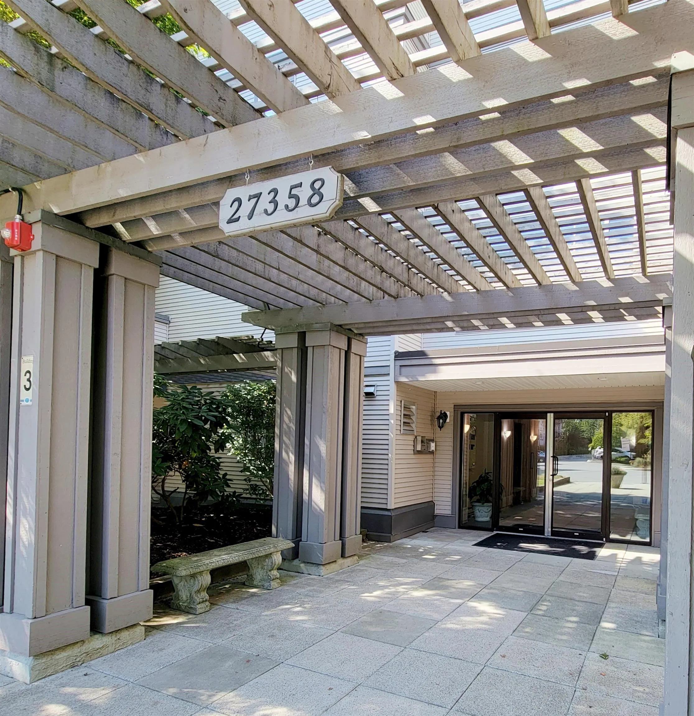 126 27358 32 Avenue