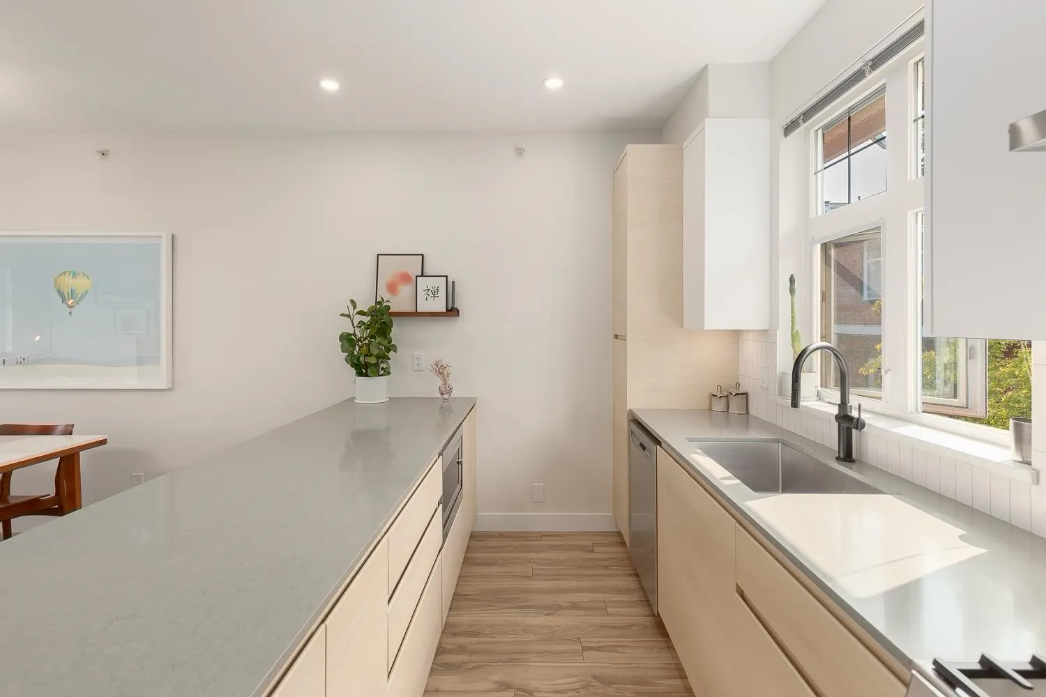 2272 St. George Street