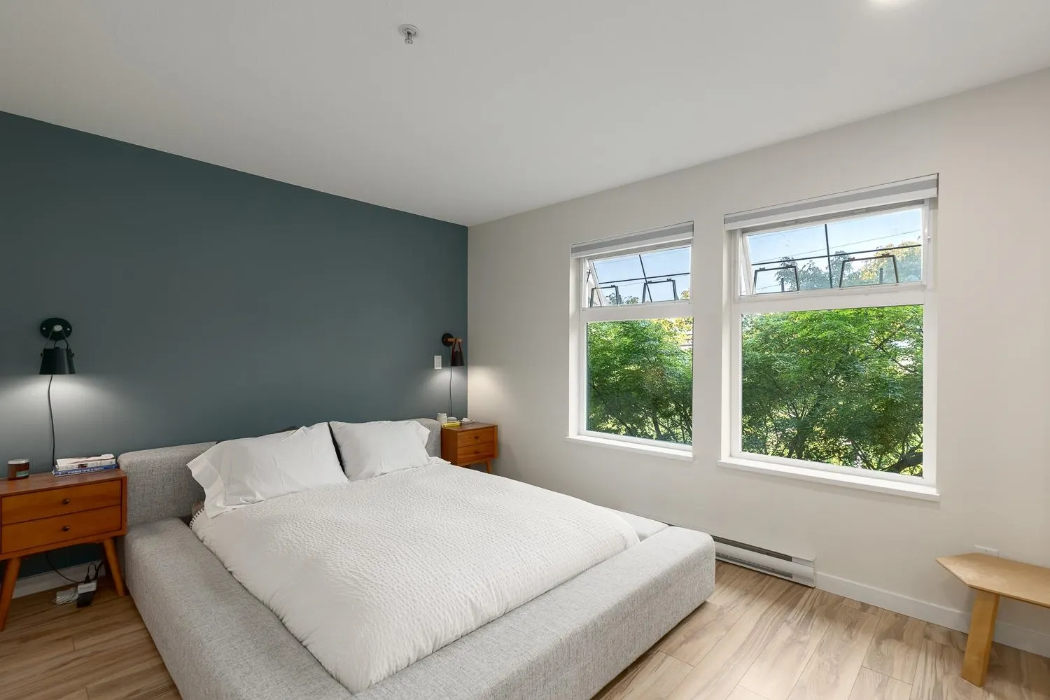 2272 St. George Street