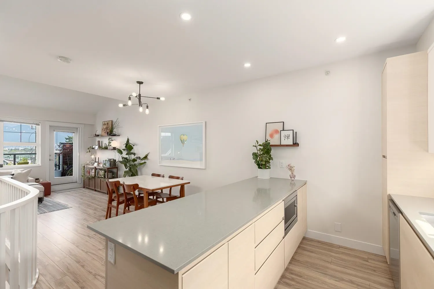 2272 St. George Street