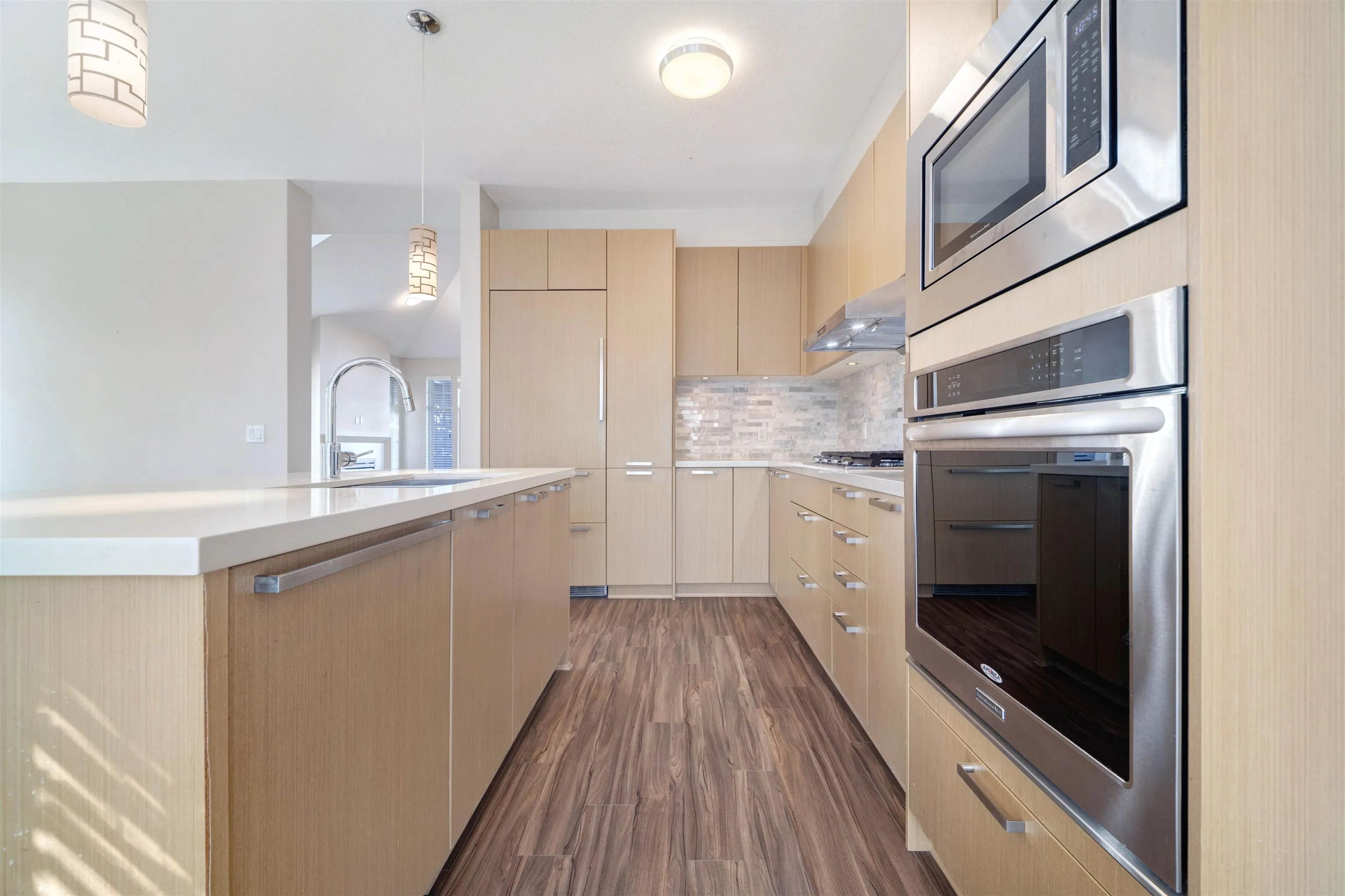 3 10500 Delsom Crescent